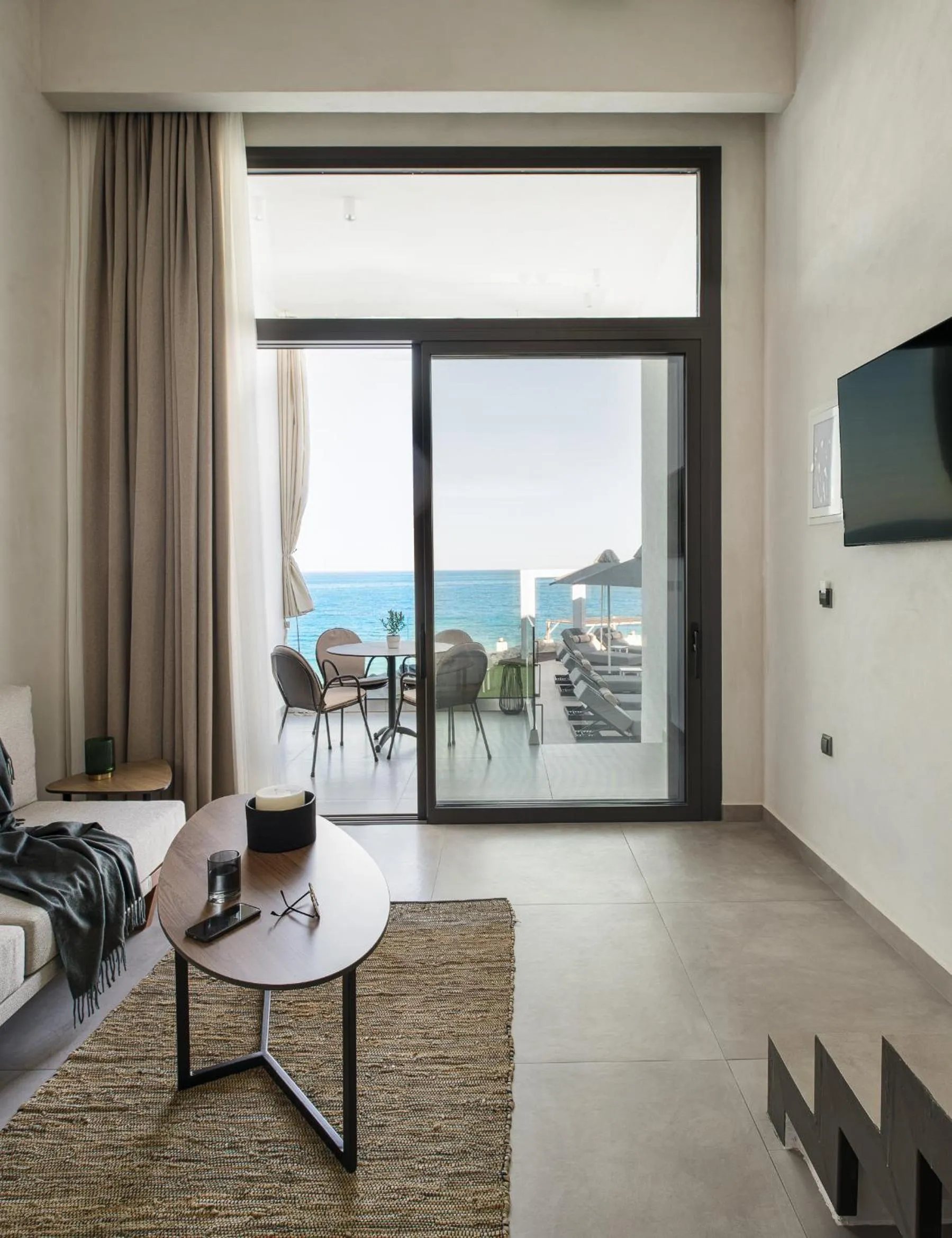 Akrotiri Olympus Luxury Suites - Adults Only