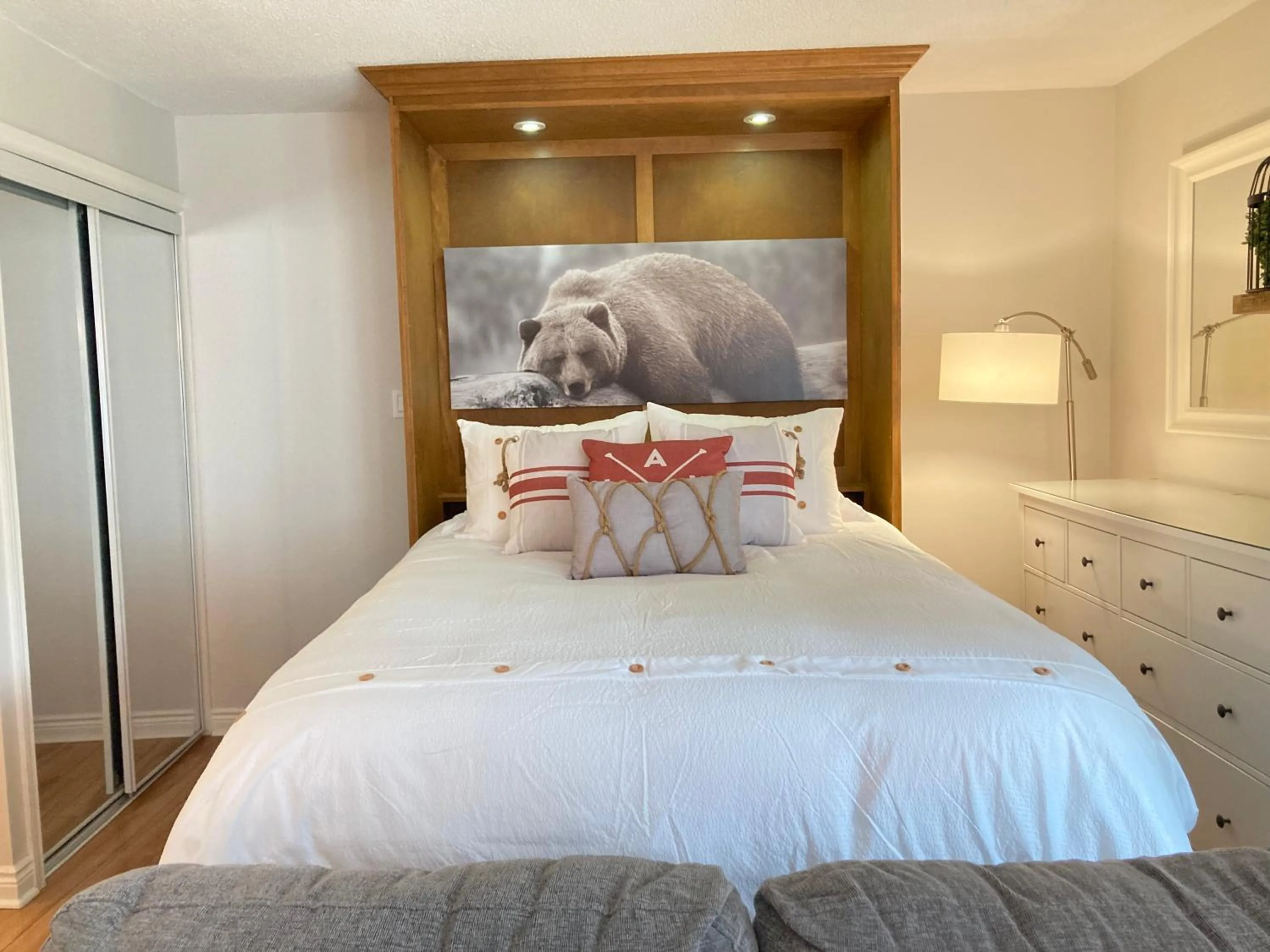 Bed in Modern Mountainside Ski In/Ski Out Studio at Blue