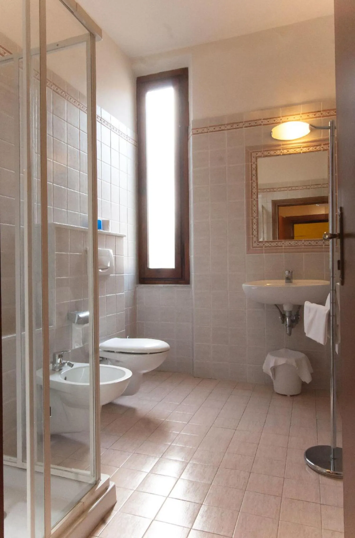 Shower in Hotel Savoia e Campana