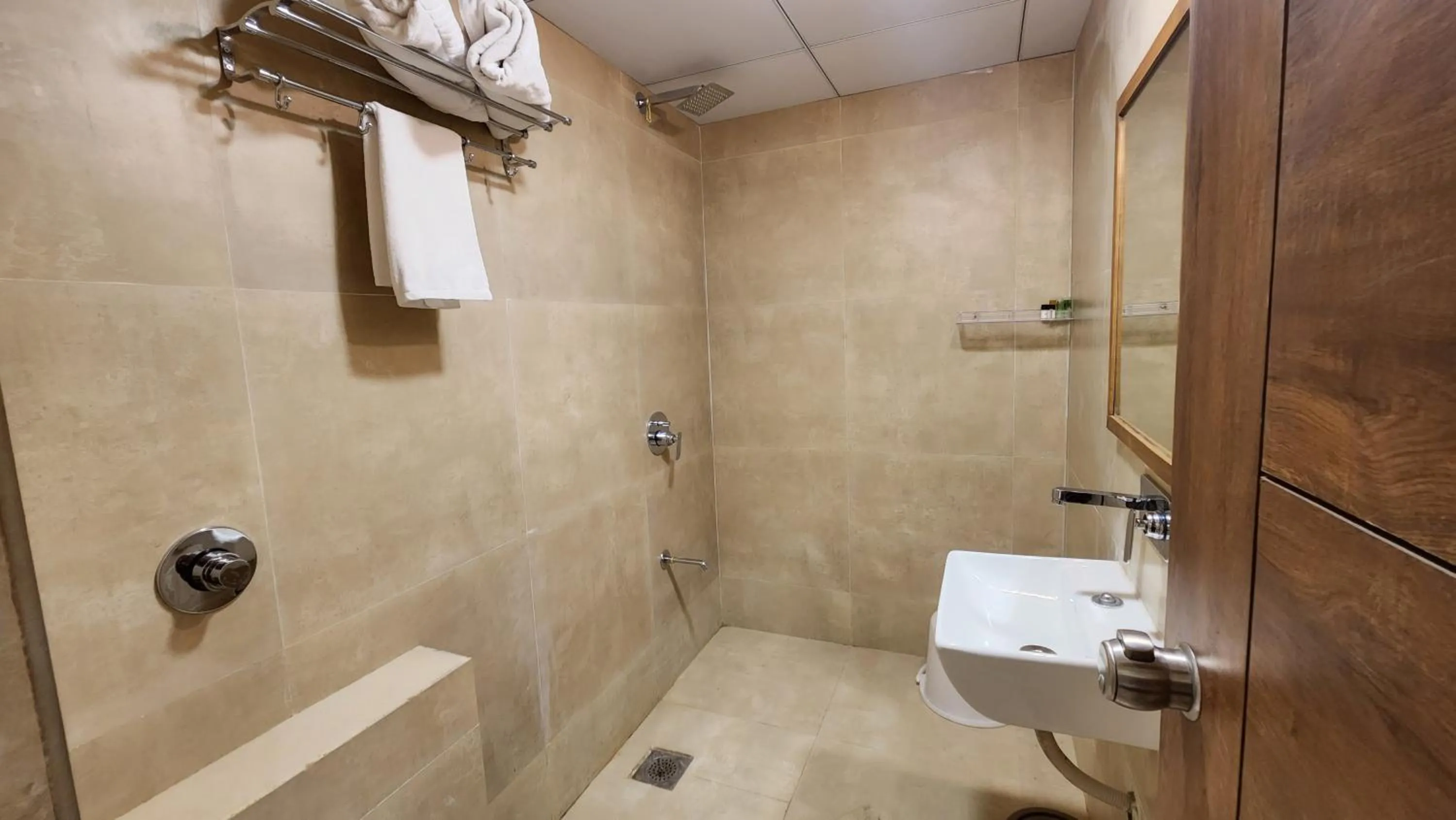 Bathroom in Hotel Nova Pride