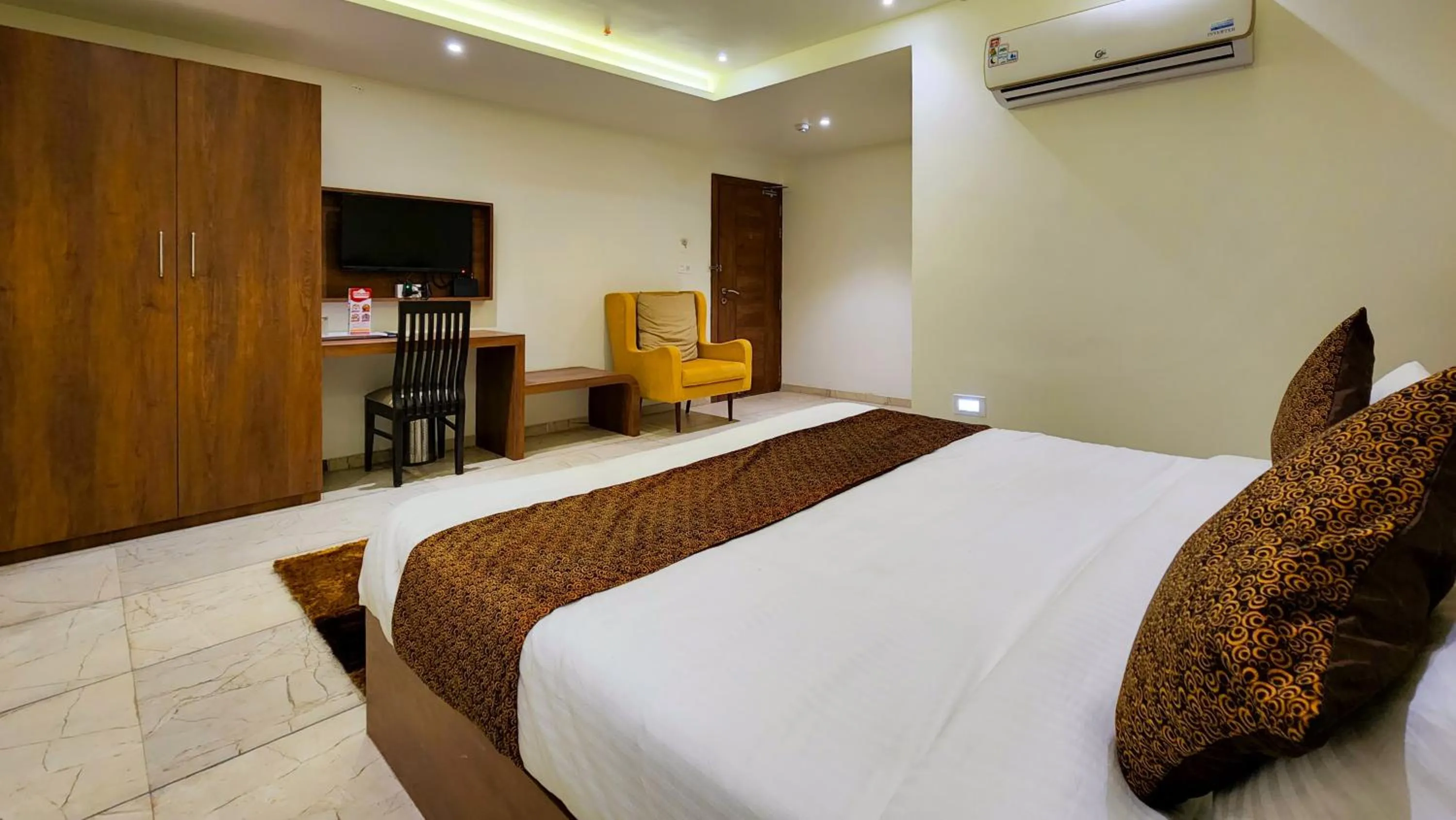 Bed in Hotel Nova Pride