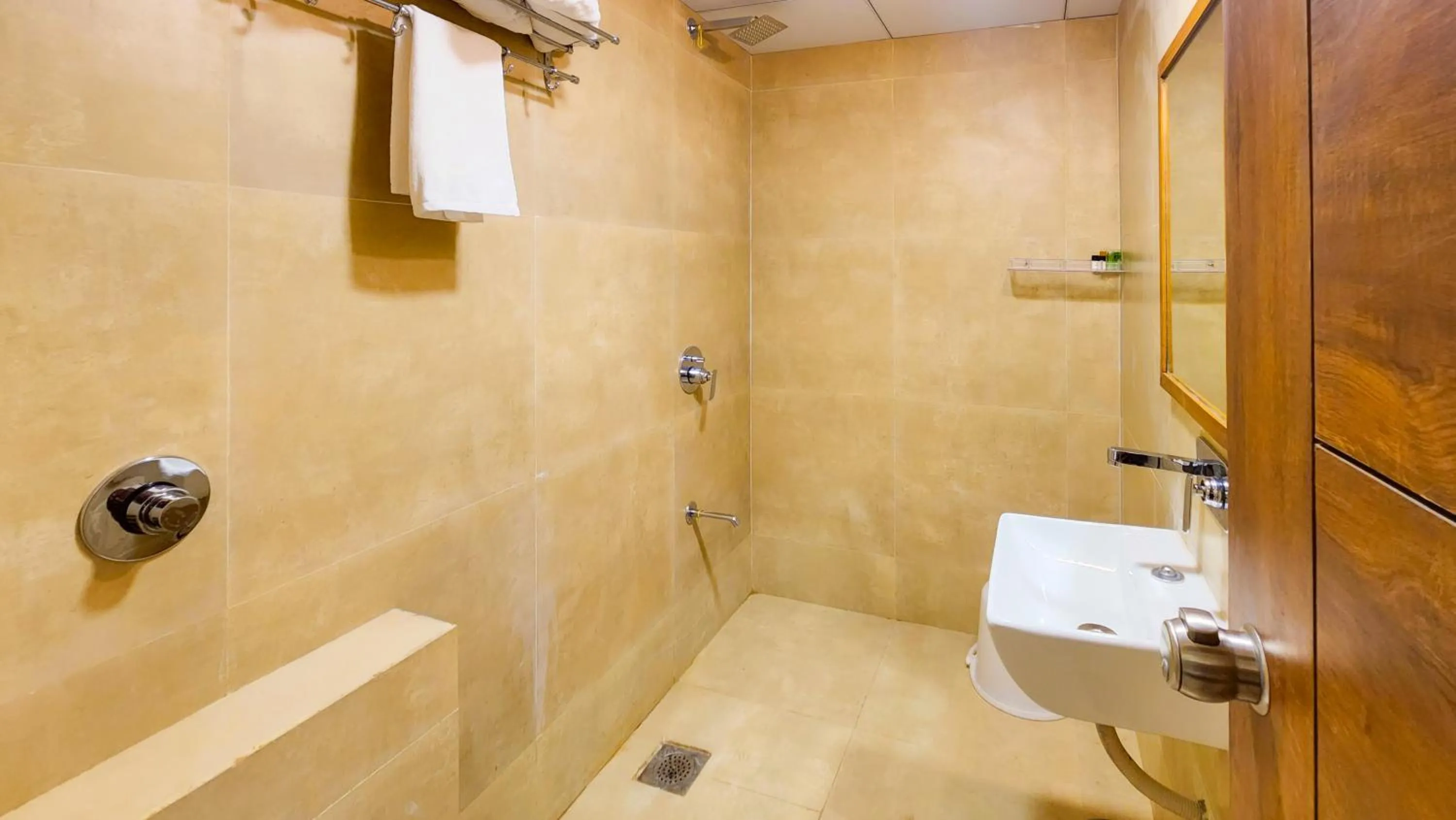 Bathroom in Hotel Nova Pride