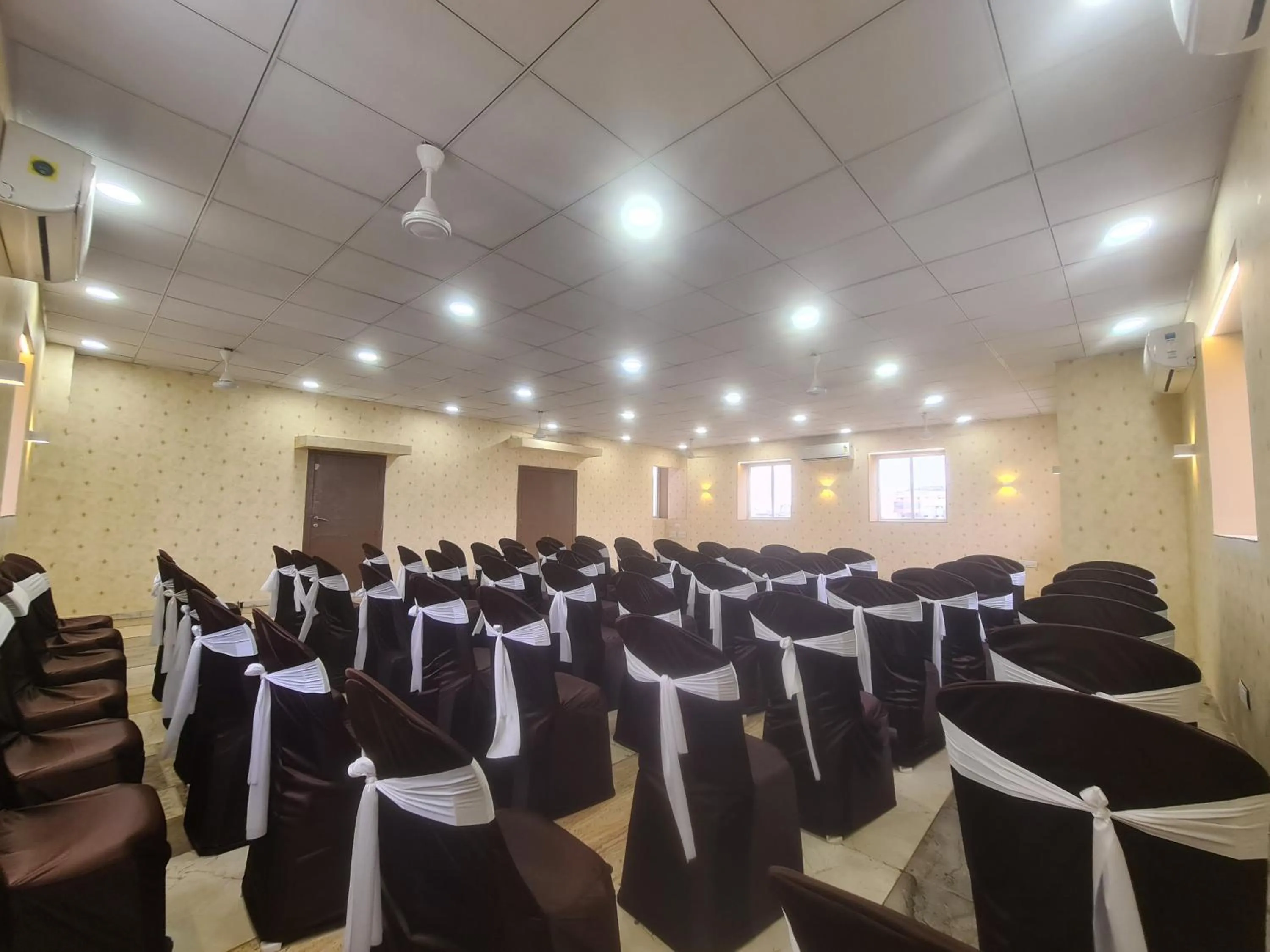 Banquet/Function facilities in Hotel Nova Pride