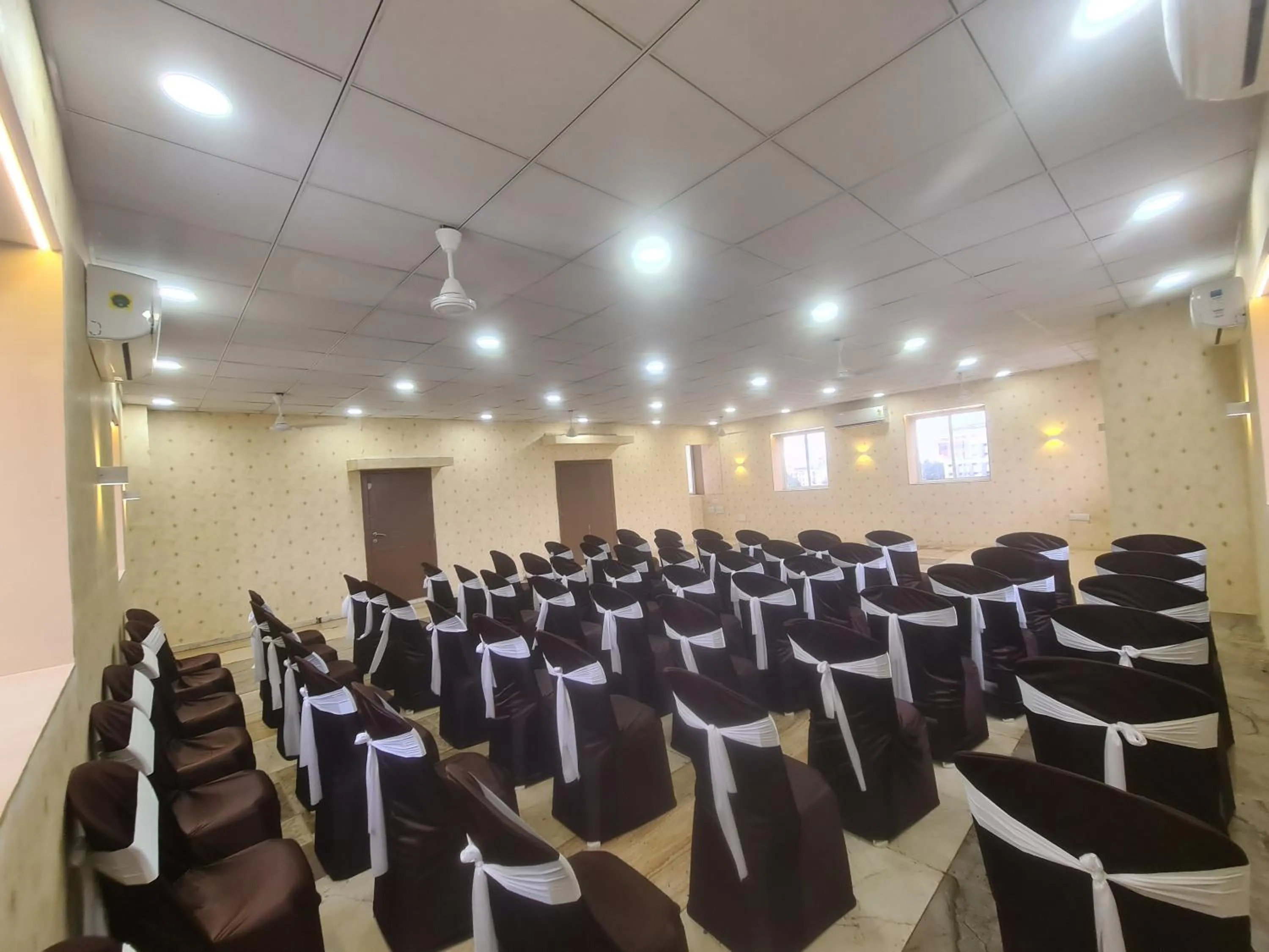 Banquet/Function facilities in Hotel Nova Pride