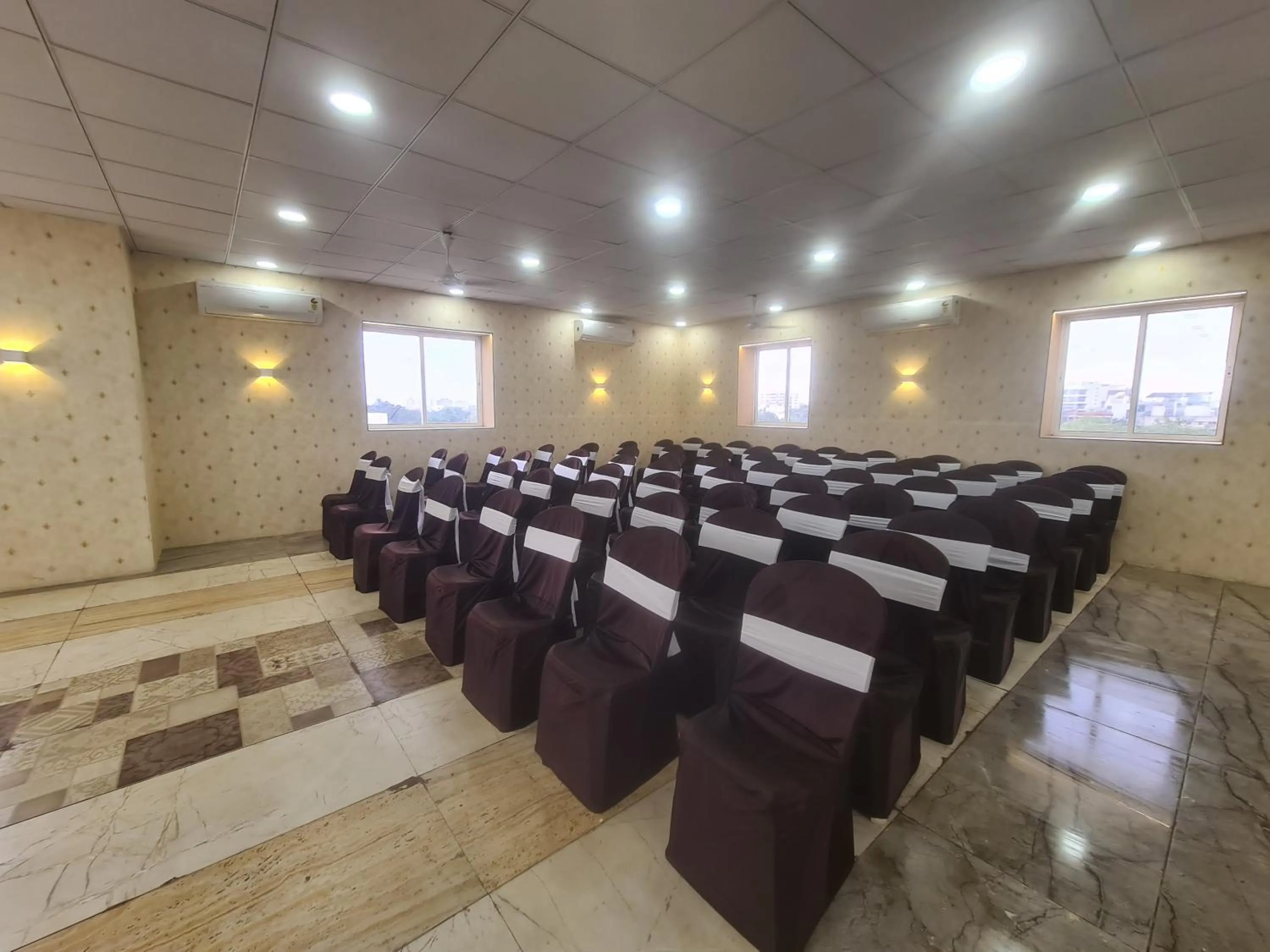 Banquet/Function facilities in Hotel Nova Pride