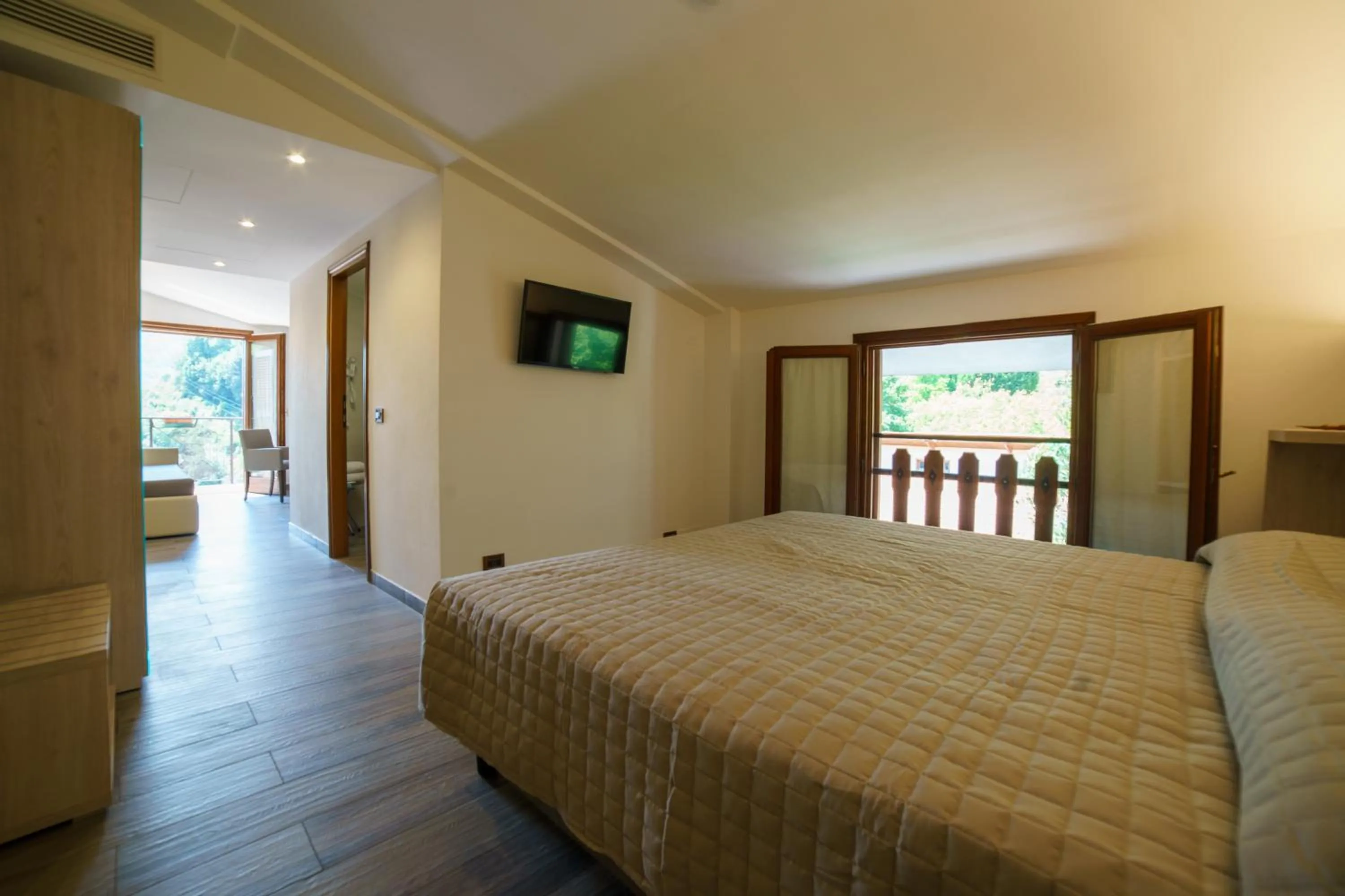 Bed in Hotel Lago Bin