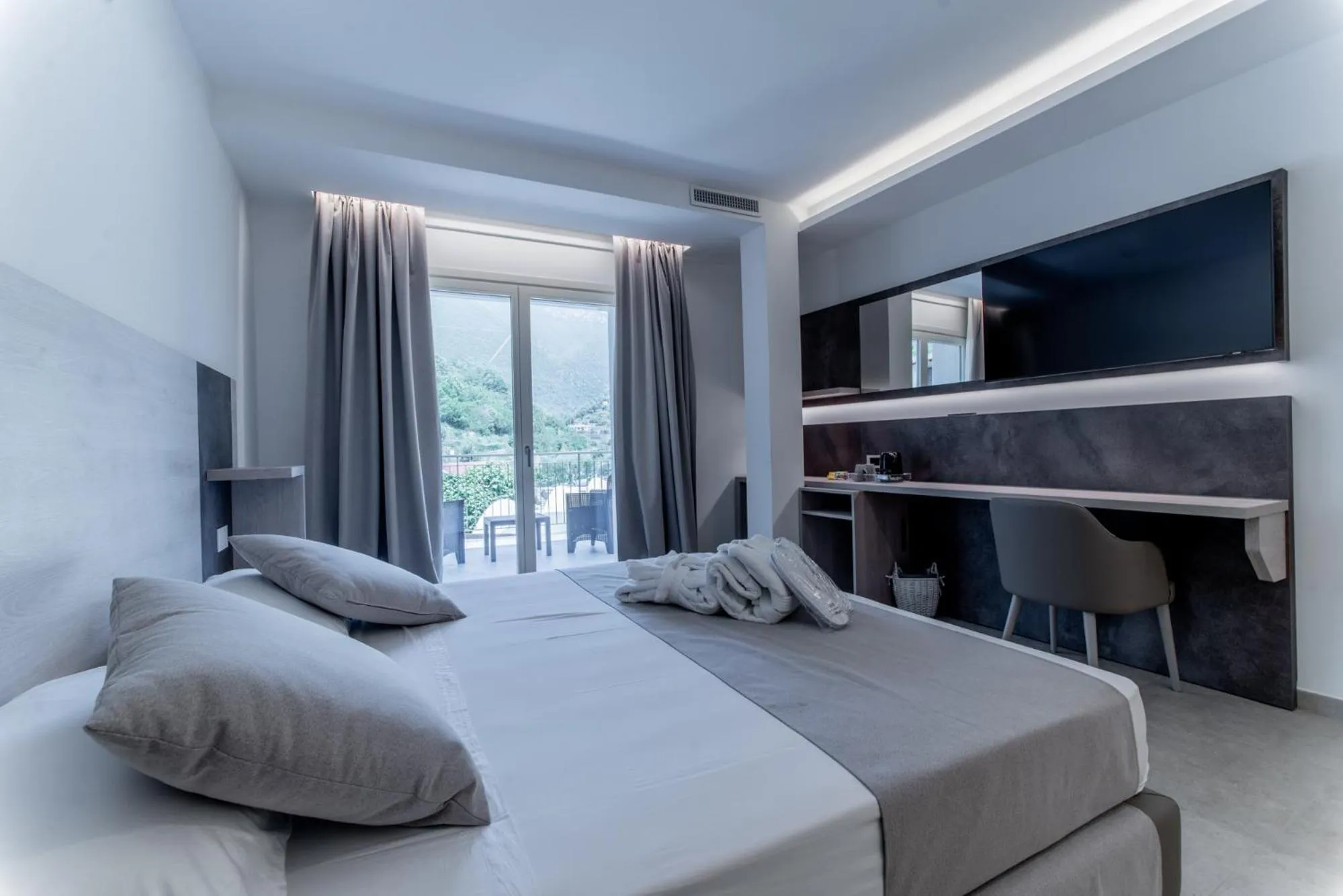 Bed in Hotel Lago Bin