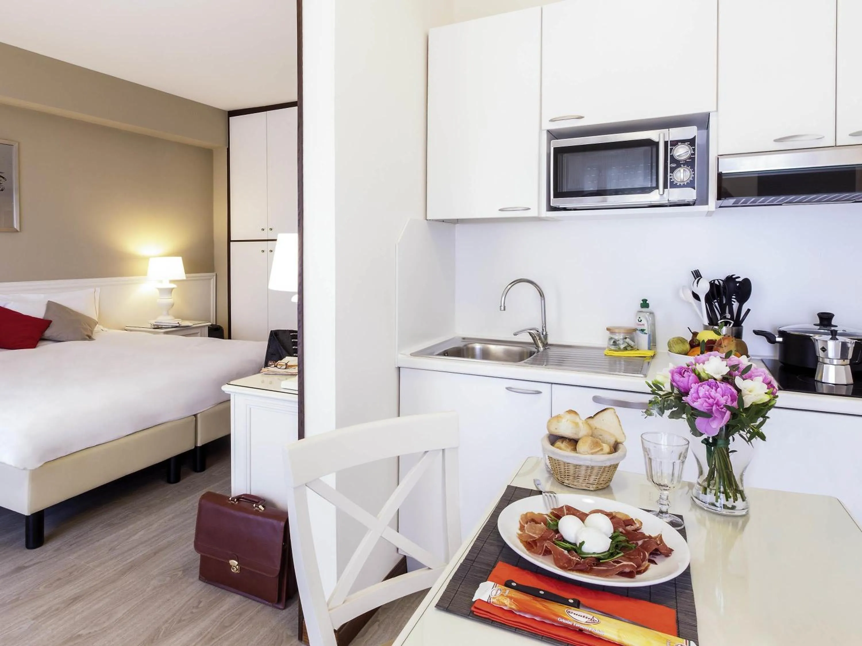 Bedroom, Bed in Aparthotel Adagio Rome Vatican