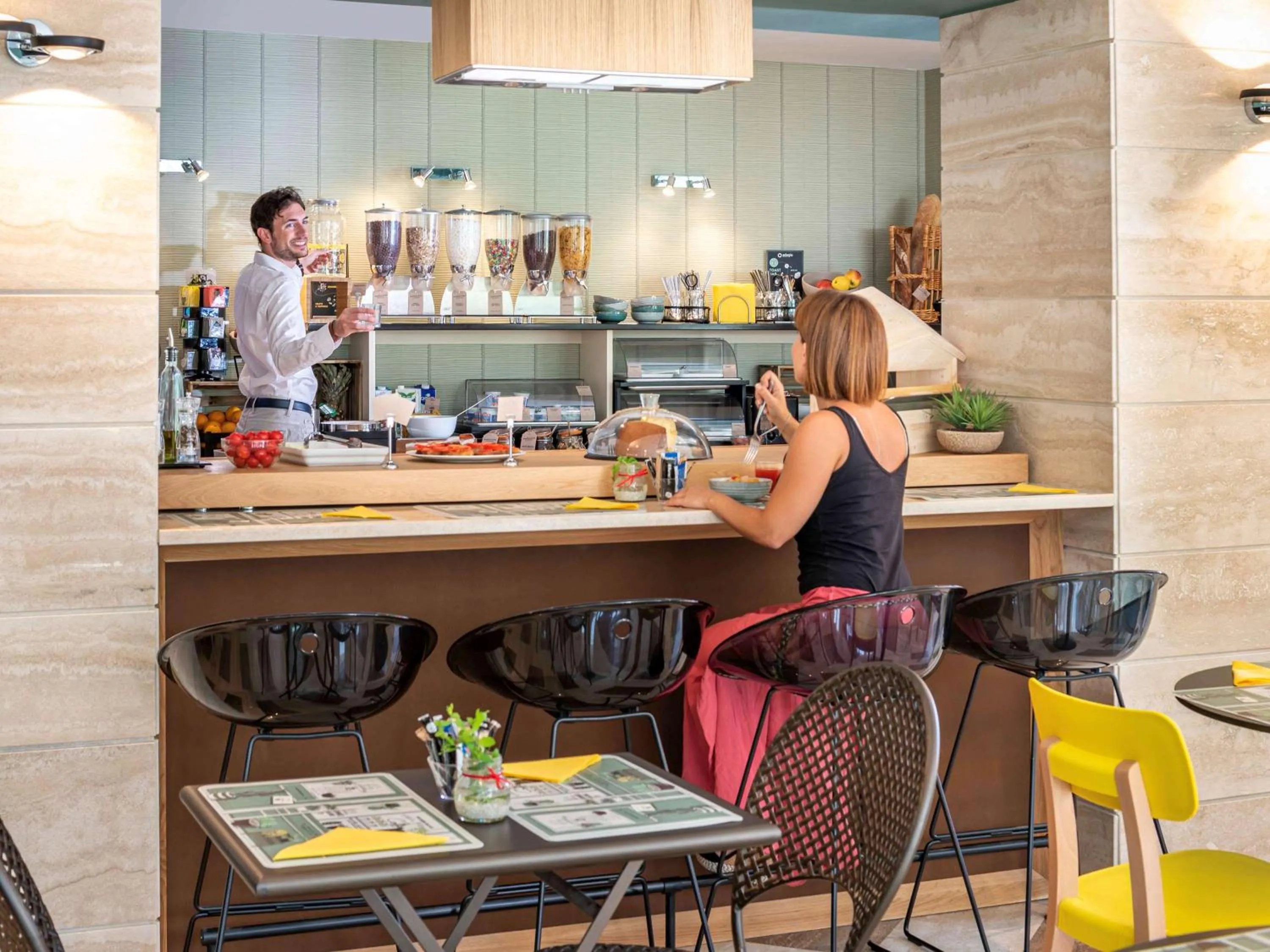 Restaurant/places to eat in Aparthotel Adagio Rome Vatican