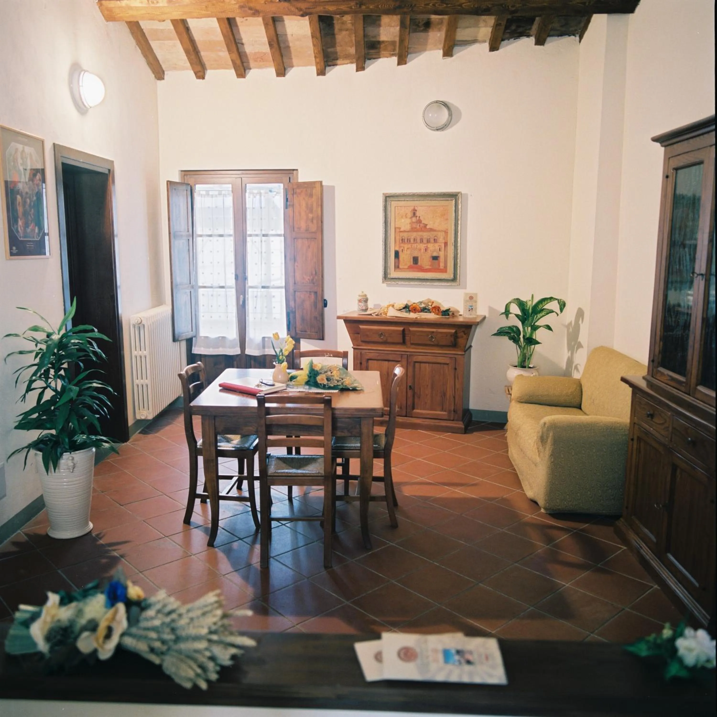 Dining area in Residenza Antica Canonica