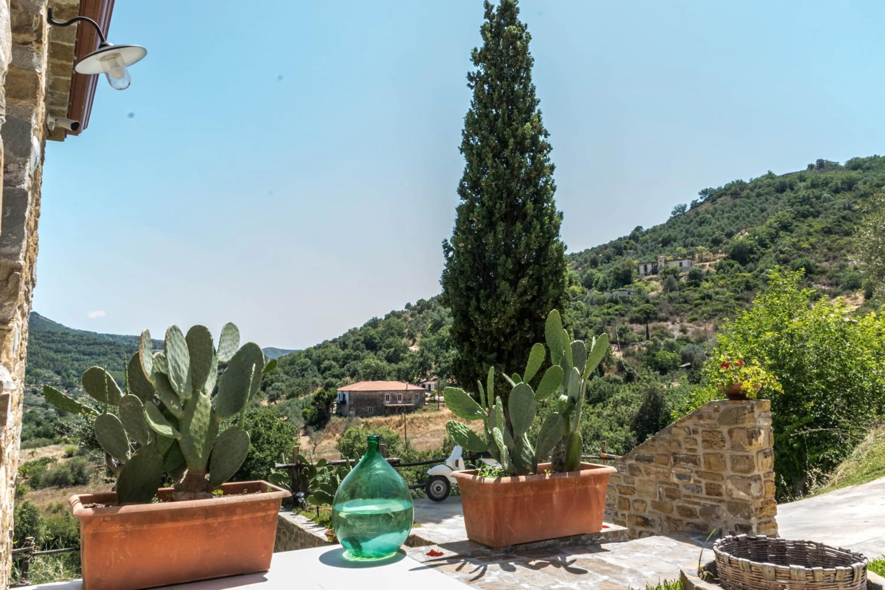 Garden in Country House L'antica pietra