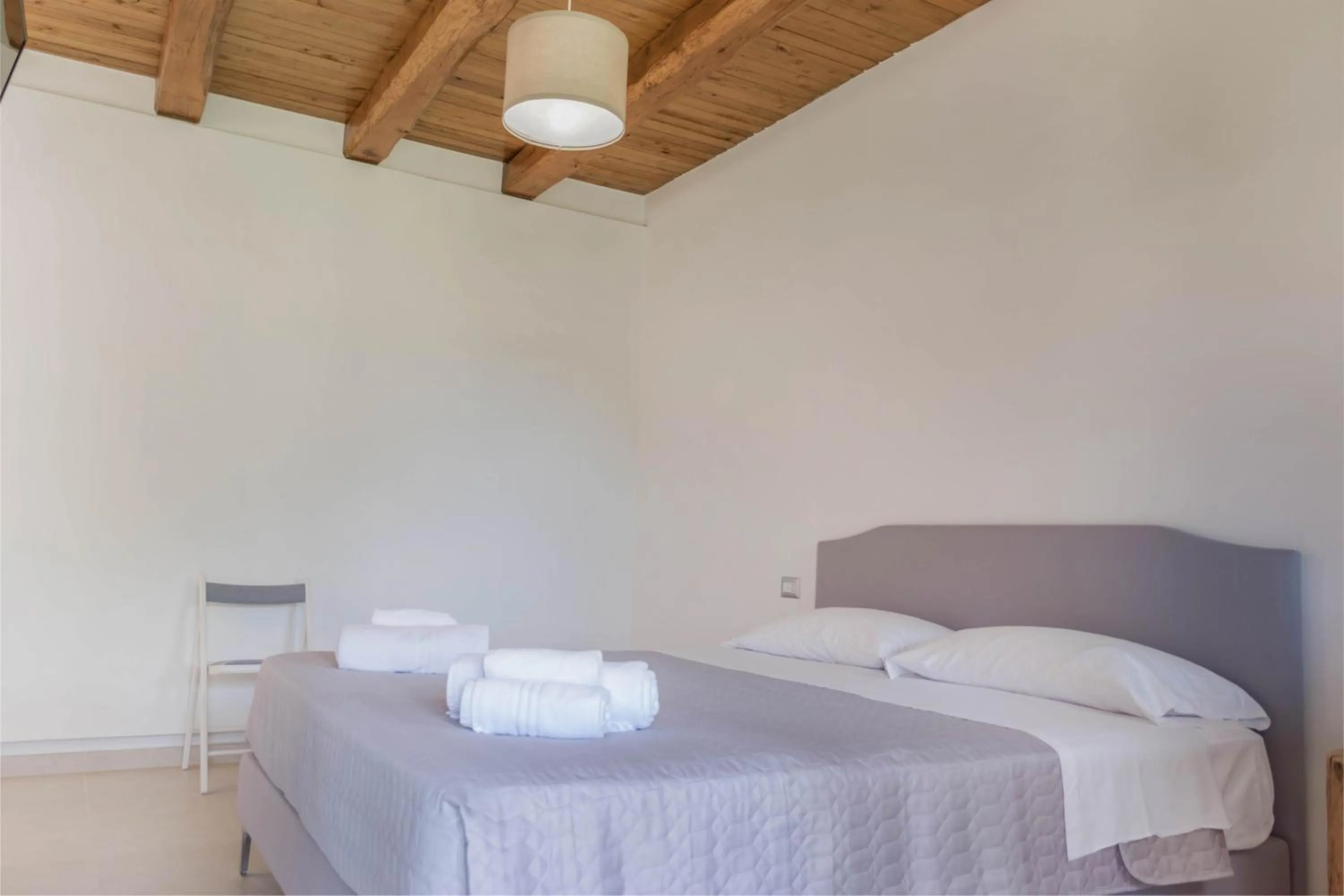 Bed in Country House L'antica pietra