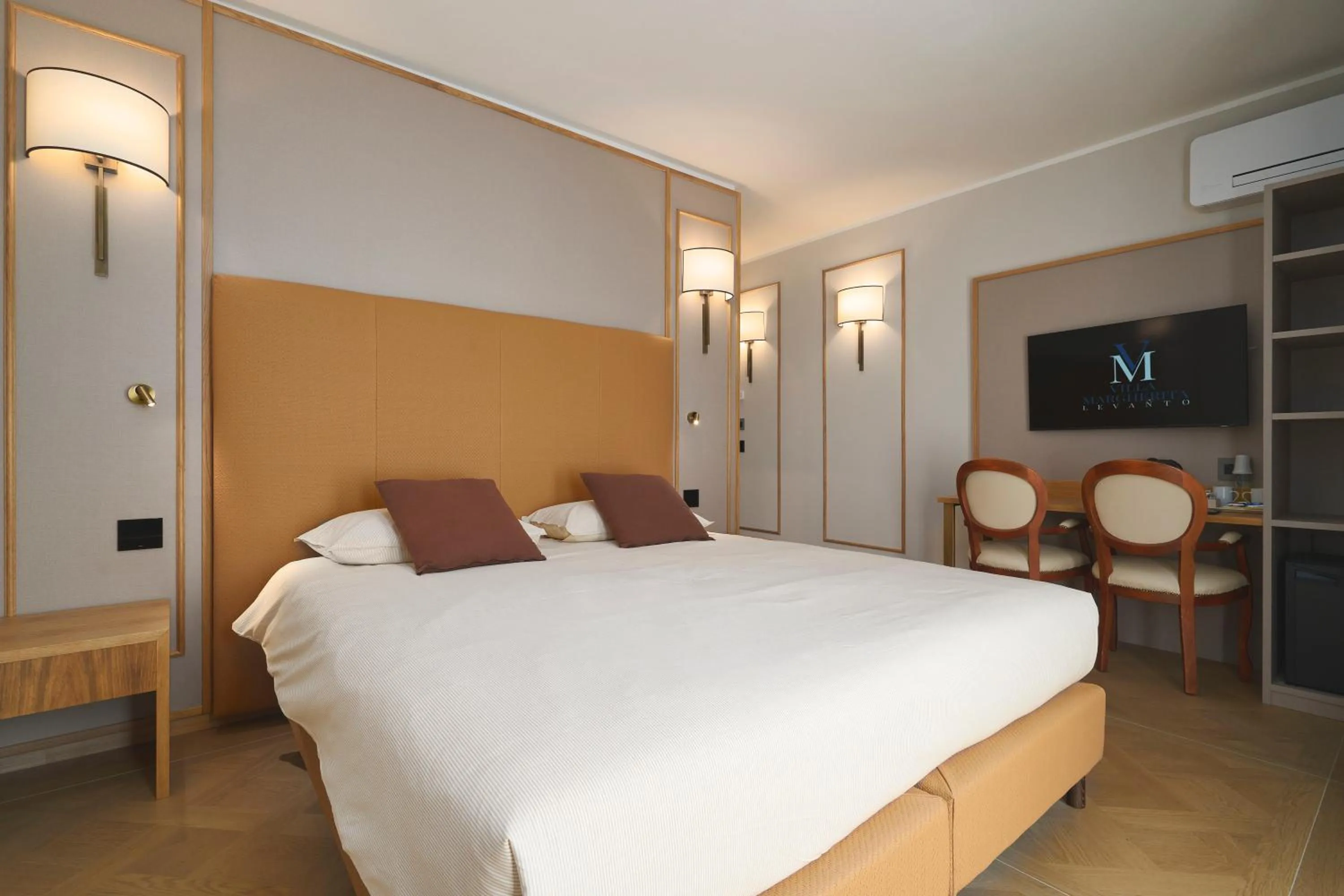 Bed in Villa Margherita