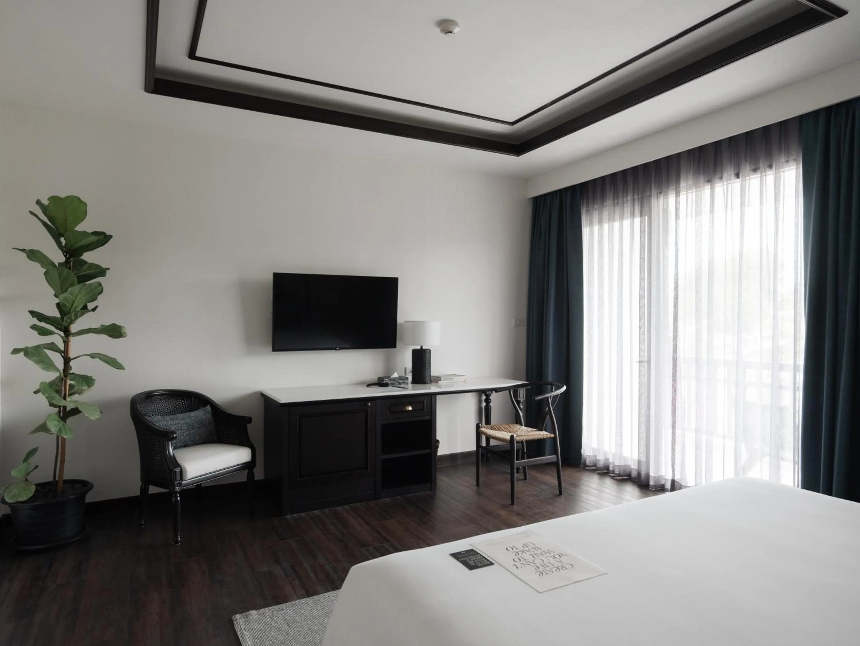 TV and multimedia, Bed in Burirattana Hotel-An Adults Only Hotel