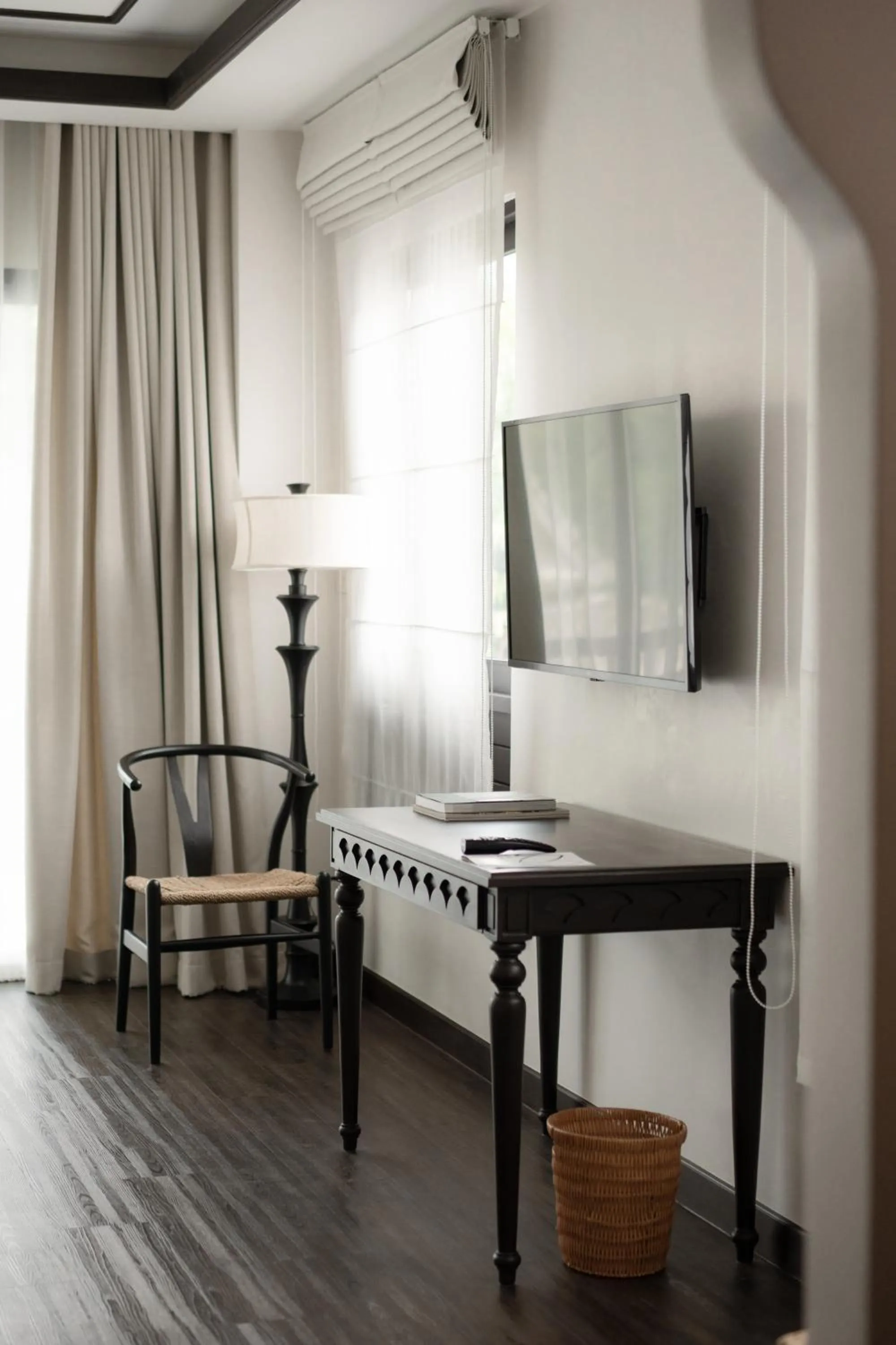 TV and multimedia in Burirattana Hotel-An Adults Only Hotel