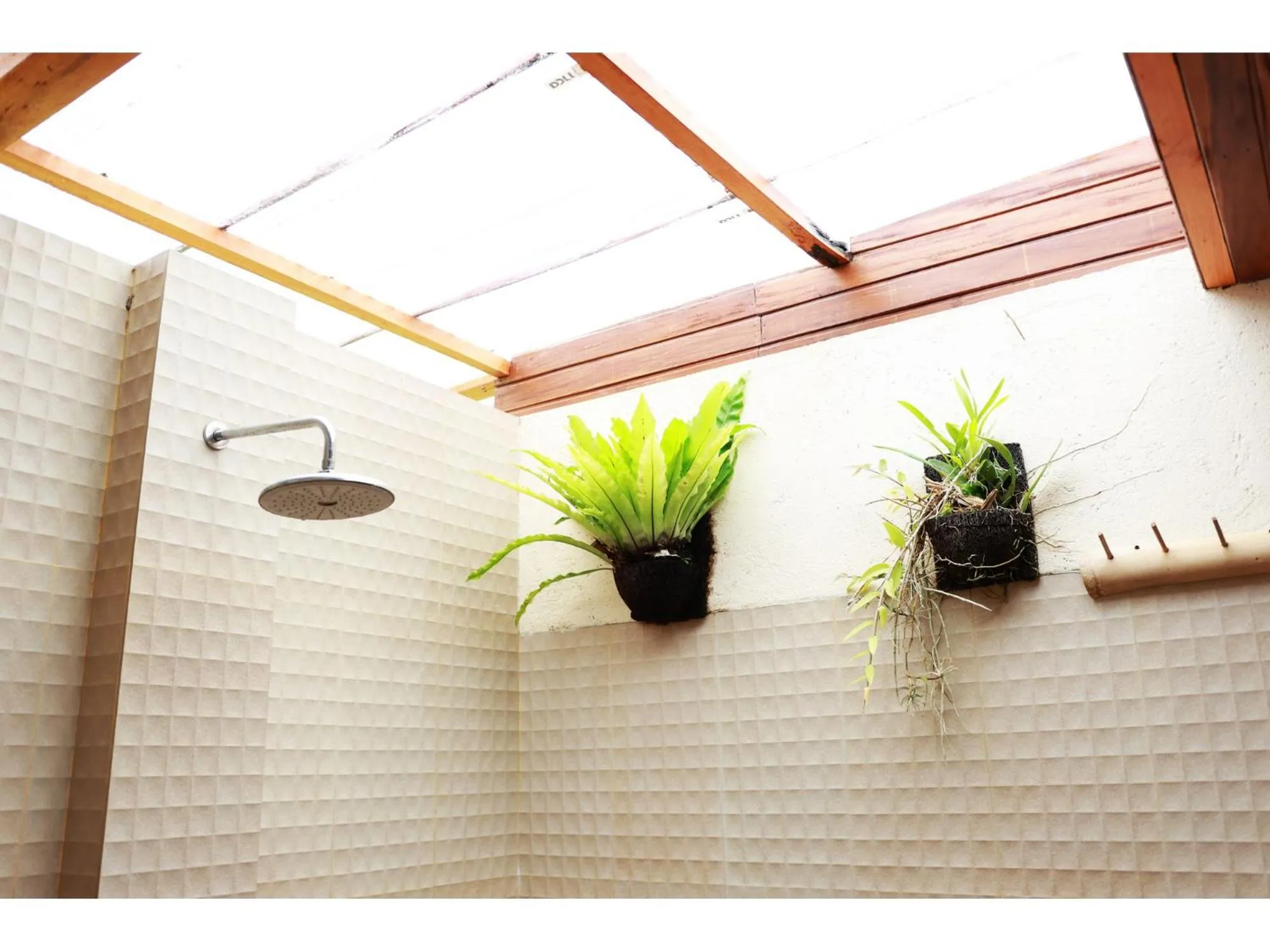 Shower in Gongwi Cottages Sidemen