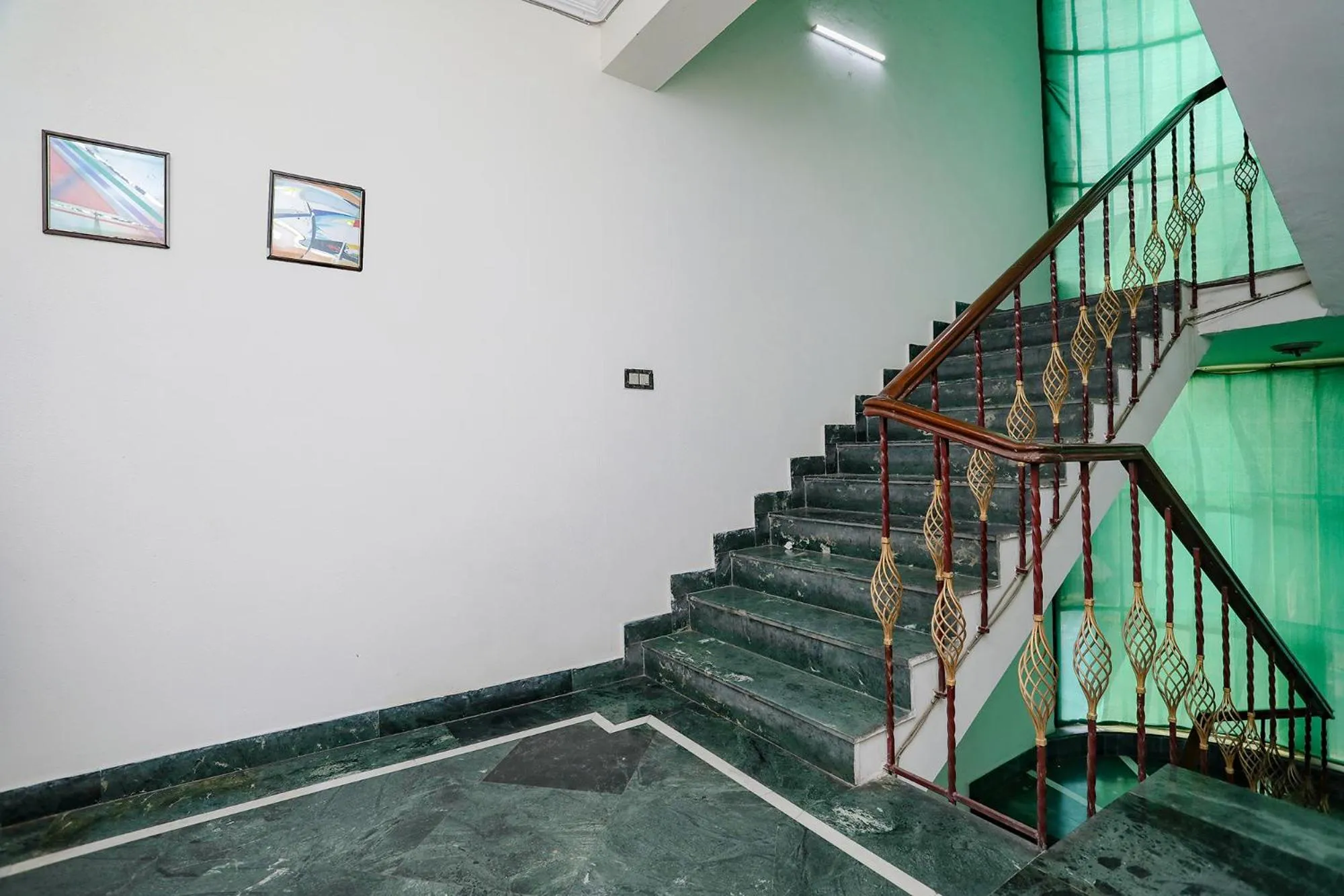 Lobby or reception in FabExpress Primero I