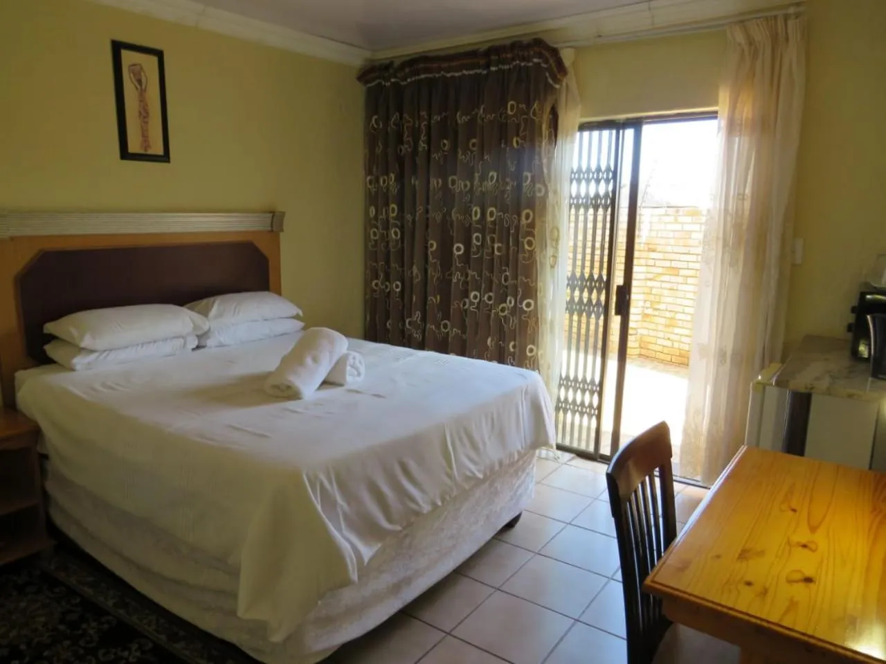 Bedroom in Kgatholoha Guest House