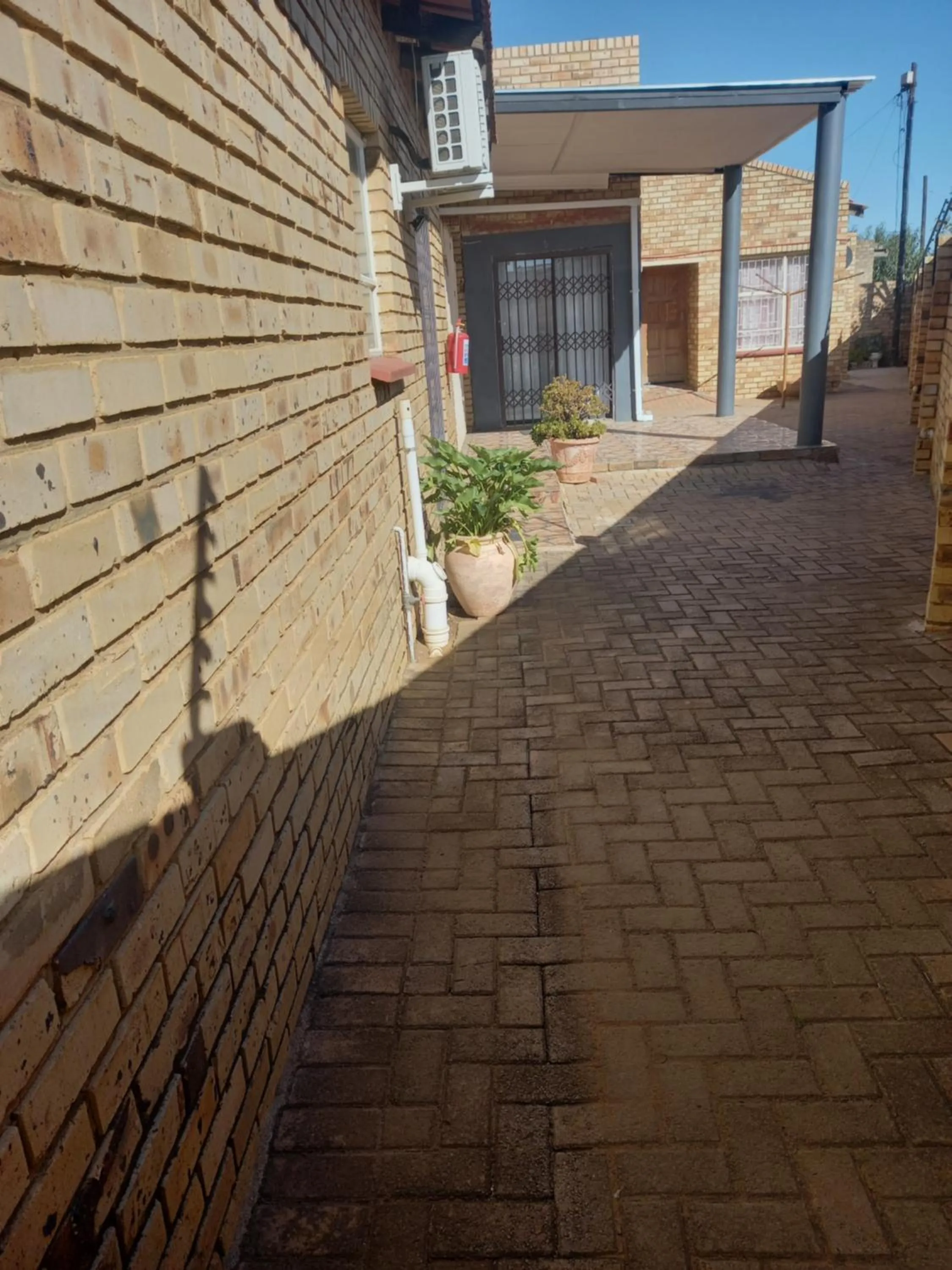 Property building in Kgatholoha Guest House