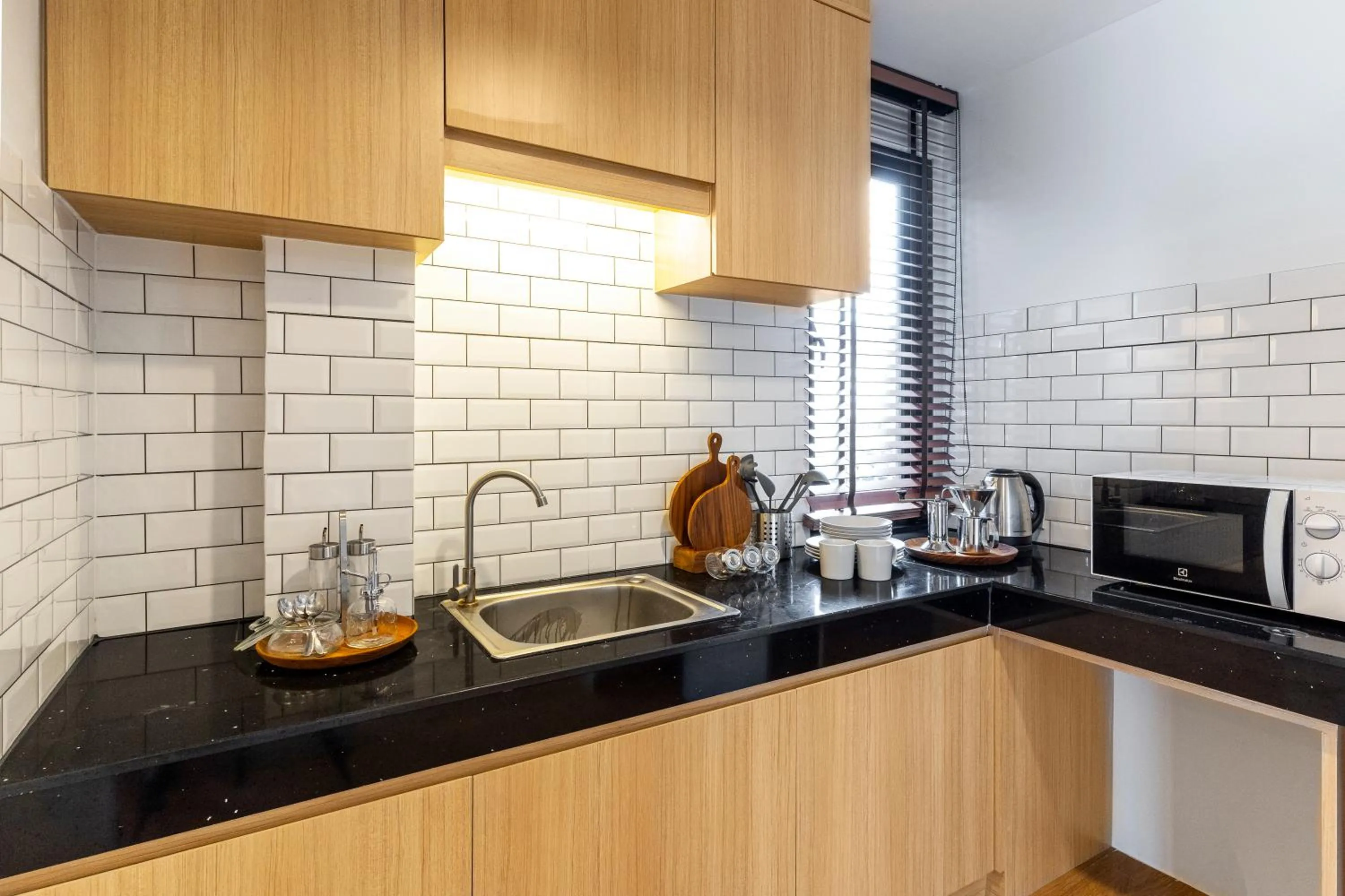 Coffee/tea facilities in HATCHAO HERITAGE BEACH FRONT RESORT