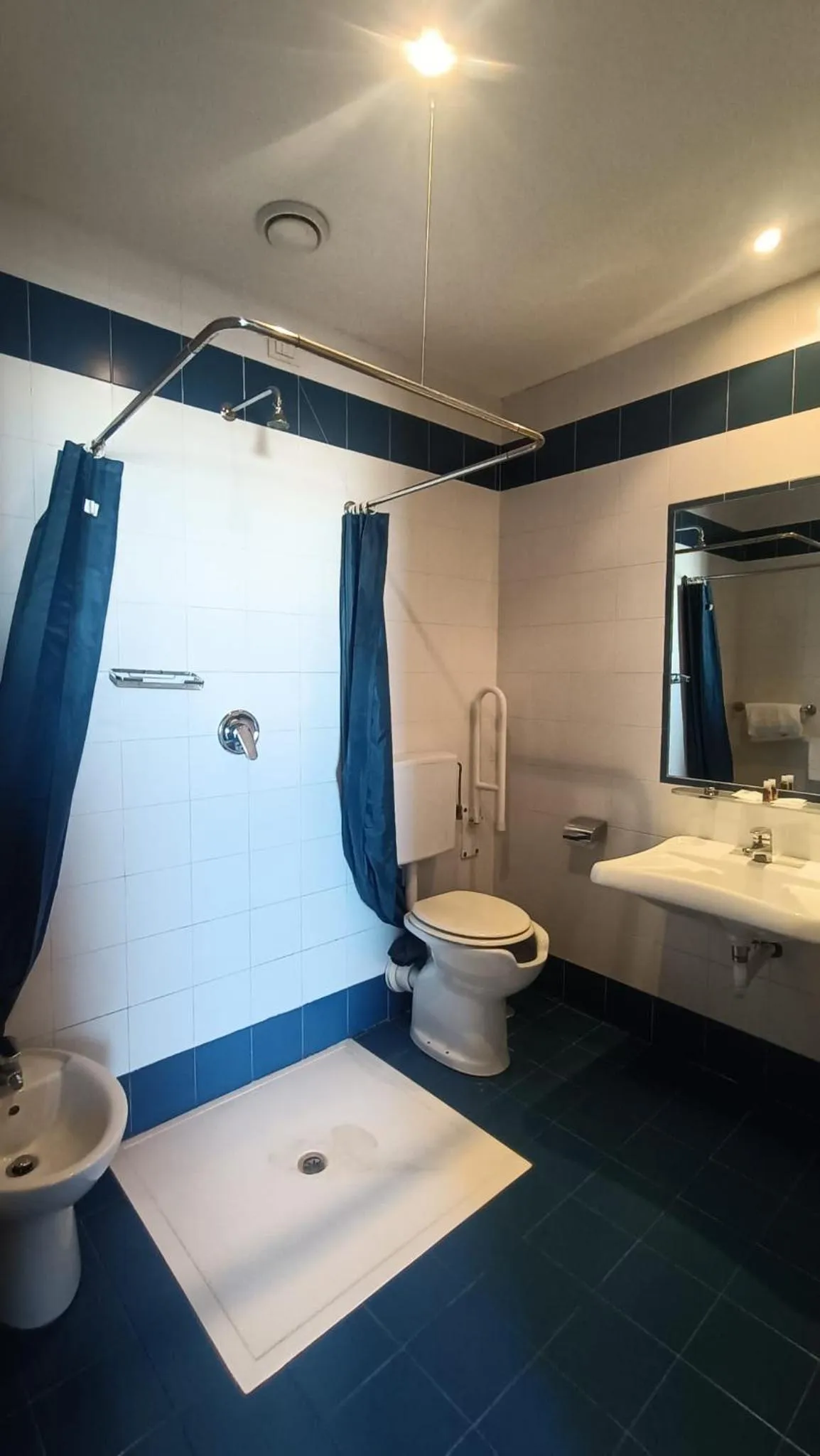 Bathroom in Hotel Fortuna