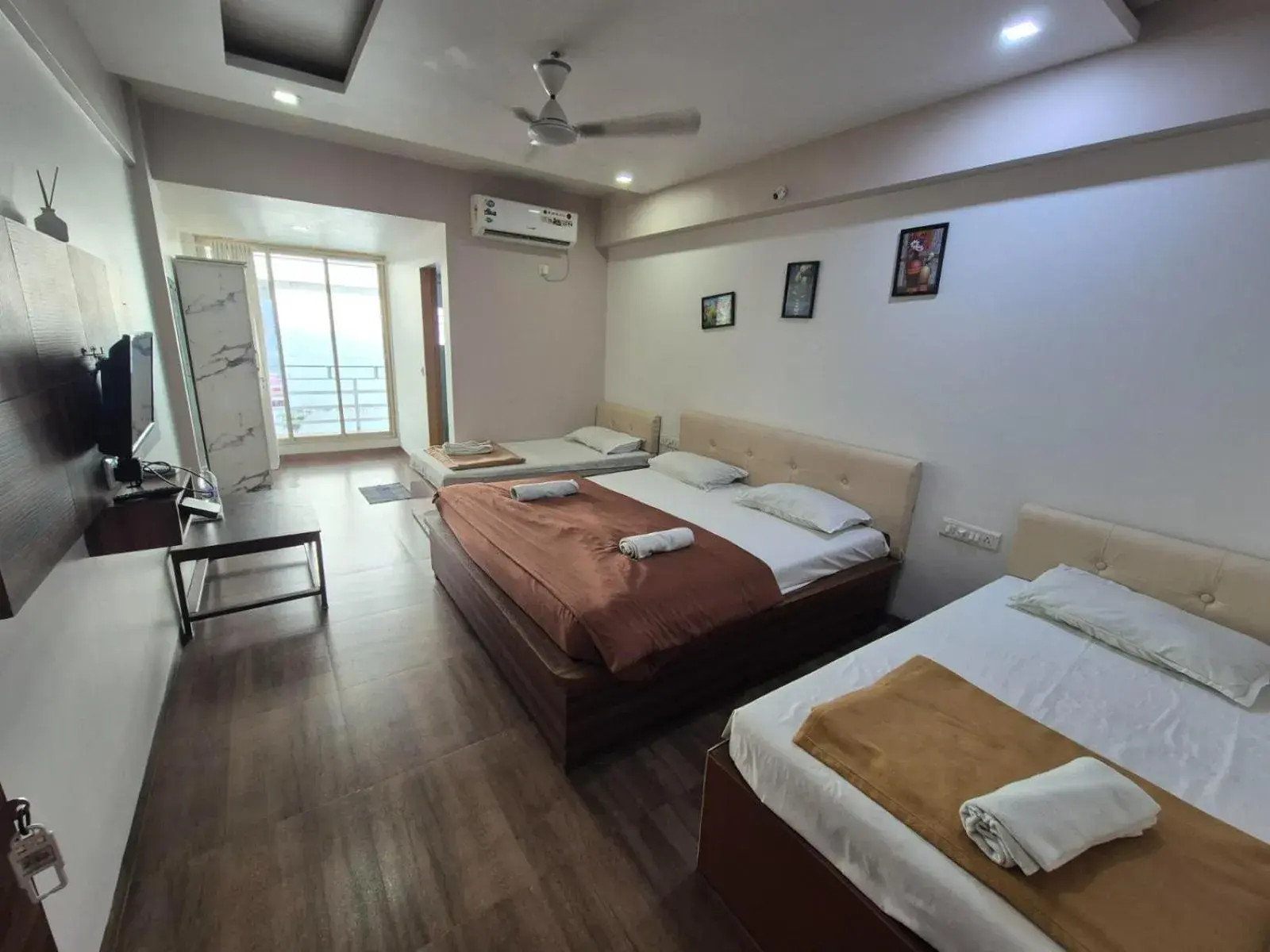 Deluxe Room in White House Beach Resort, Nagaon Deluxe Room in White House Beach Resort, Nagaon