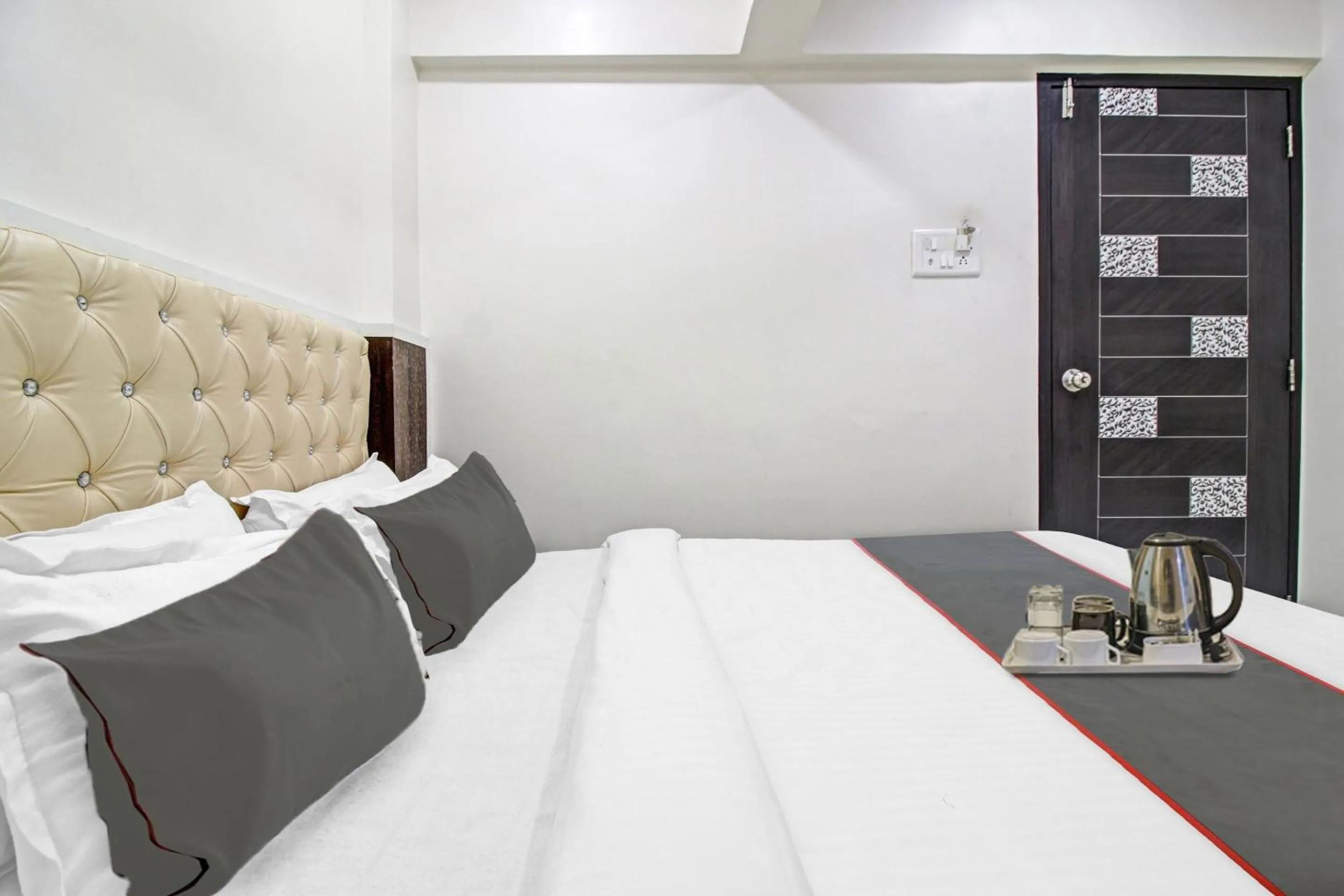 Bedroom, Bed in Hotel O Raj Mahal