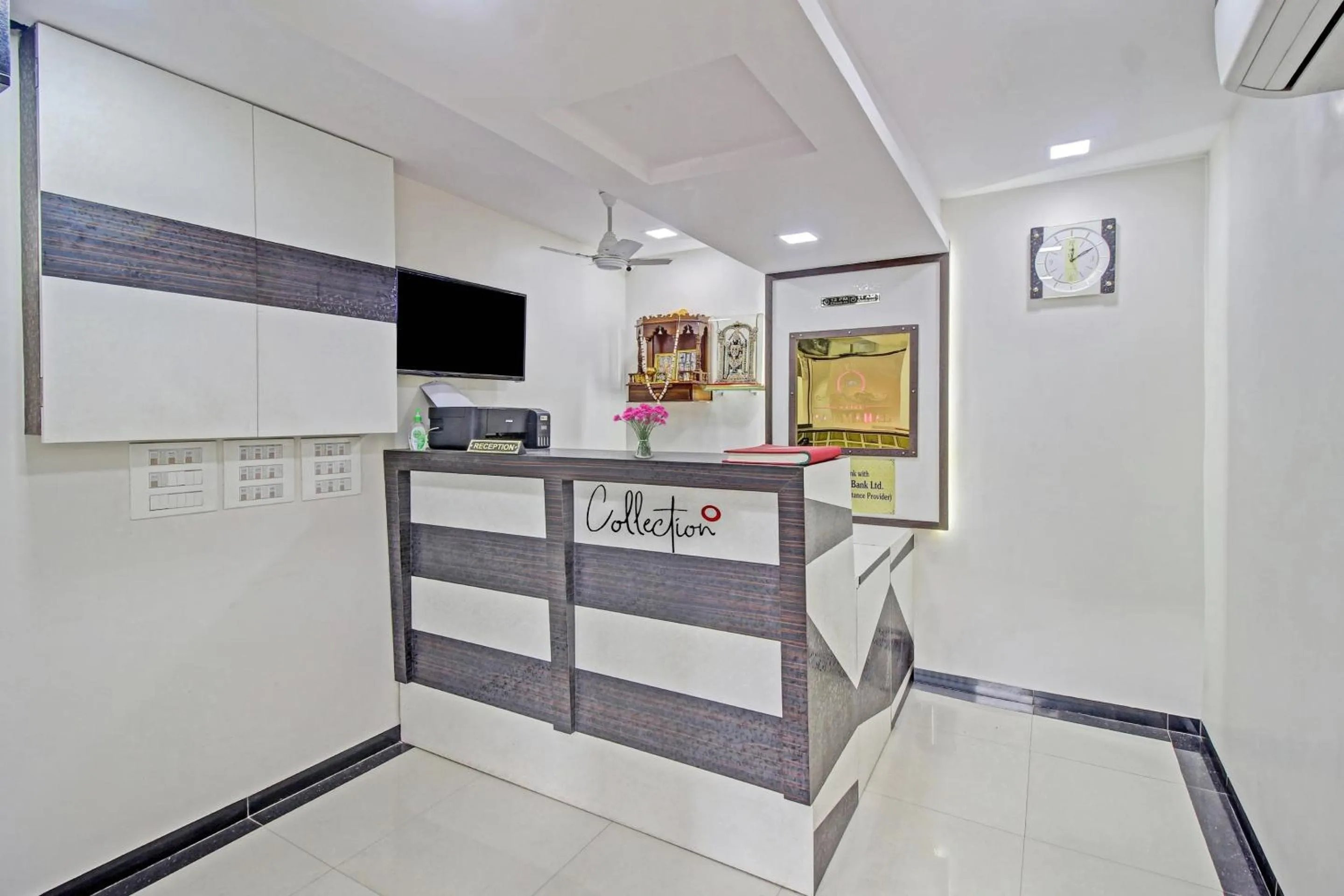 Lobby or reception in Hotel O Raj Mahal