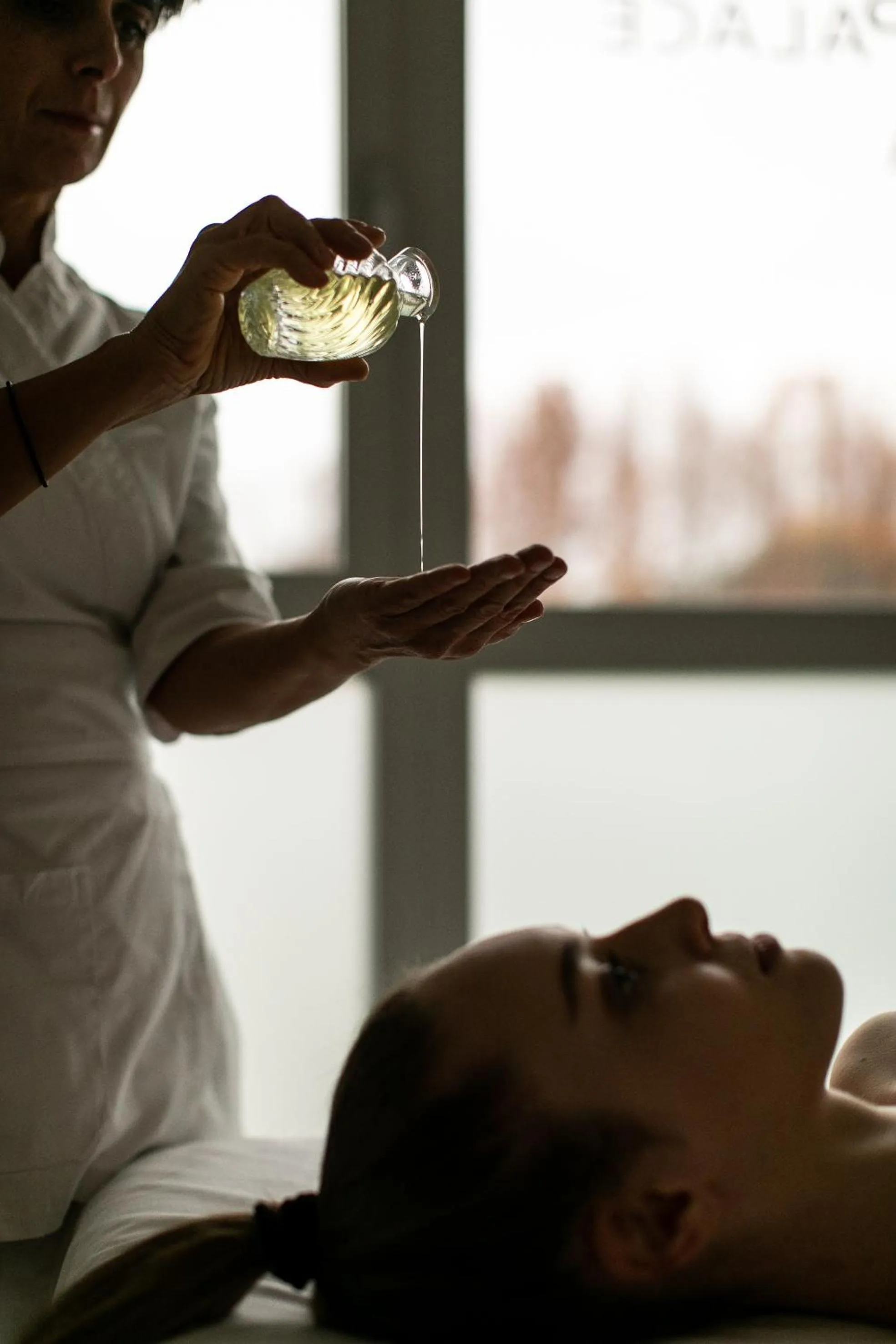 Massage in Anusca Palace Hotel