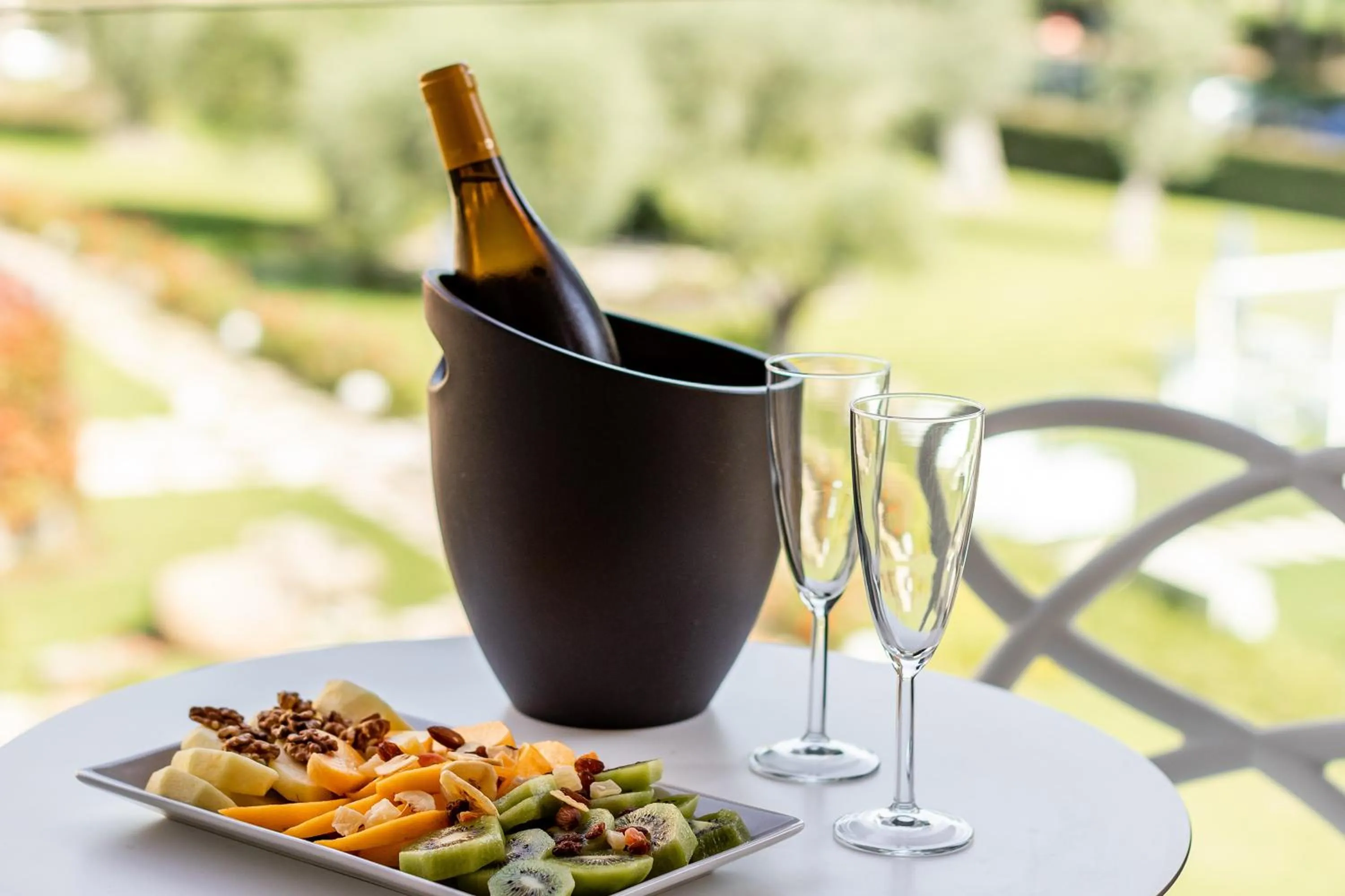 Food and drinks in Anusca Palace Hotel