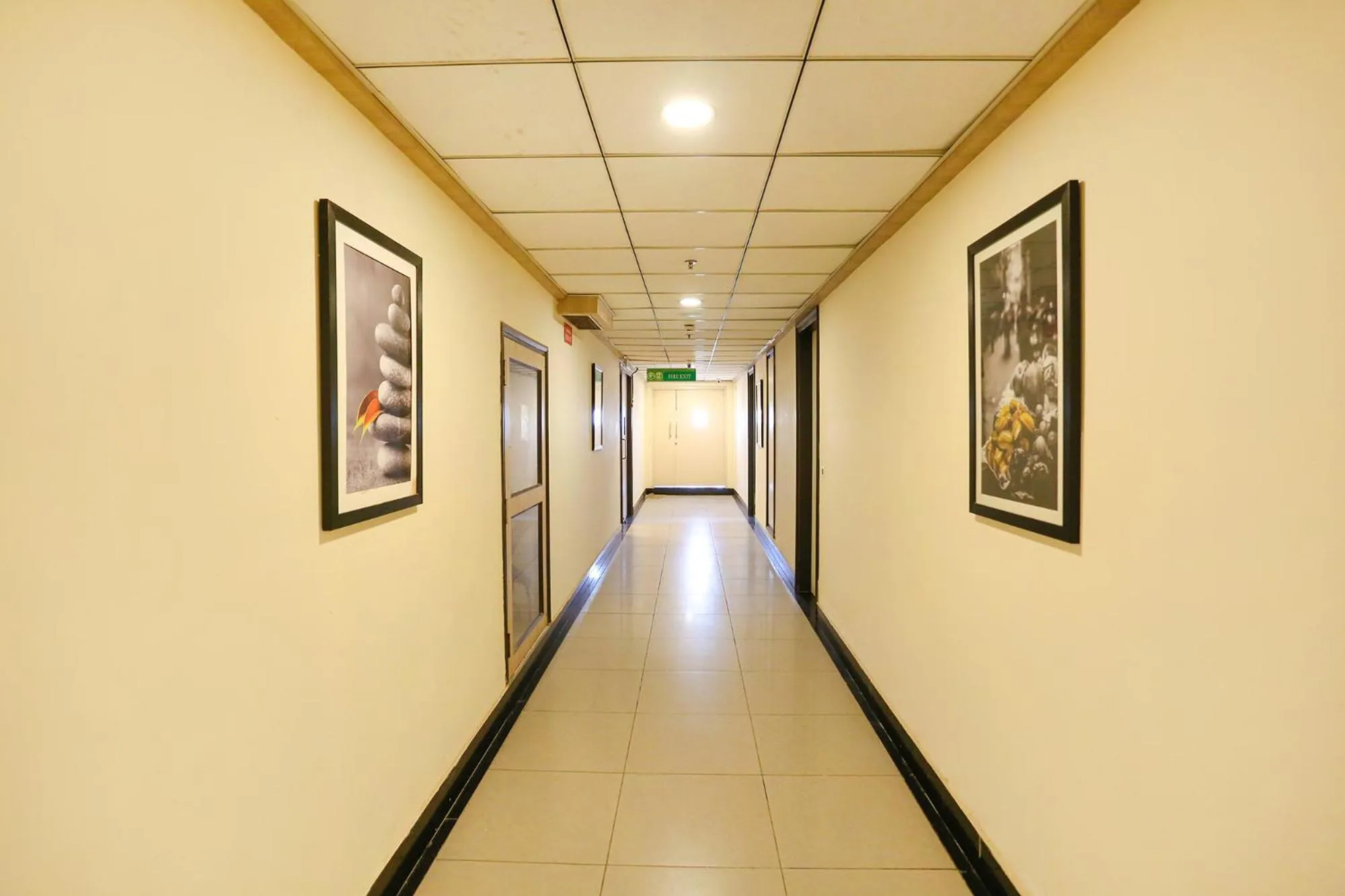 Lobby or reception in FabHotel Sapphire 83, Manesar, Gurgaon