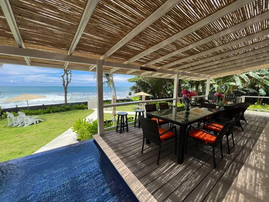 Patio in The Backyard Beach House