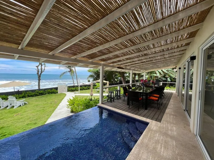 Patio in The Backyard Beach House