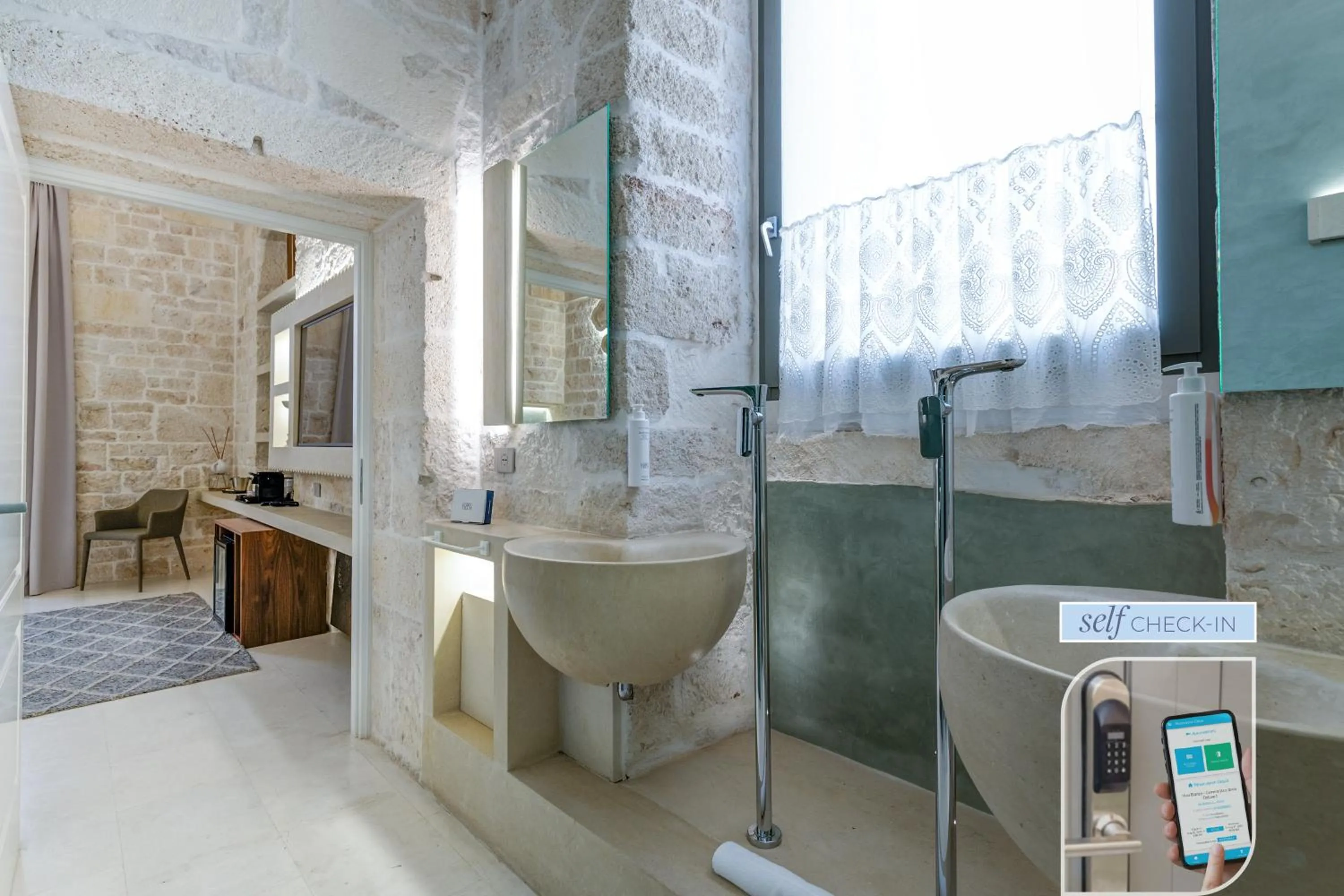 Bathroom in Vico Bianco Raro Smart Rooms Collection