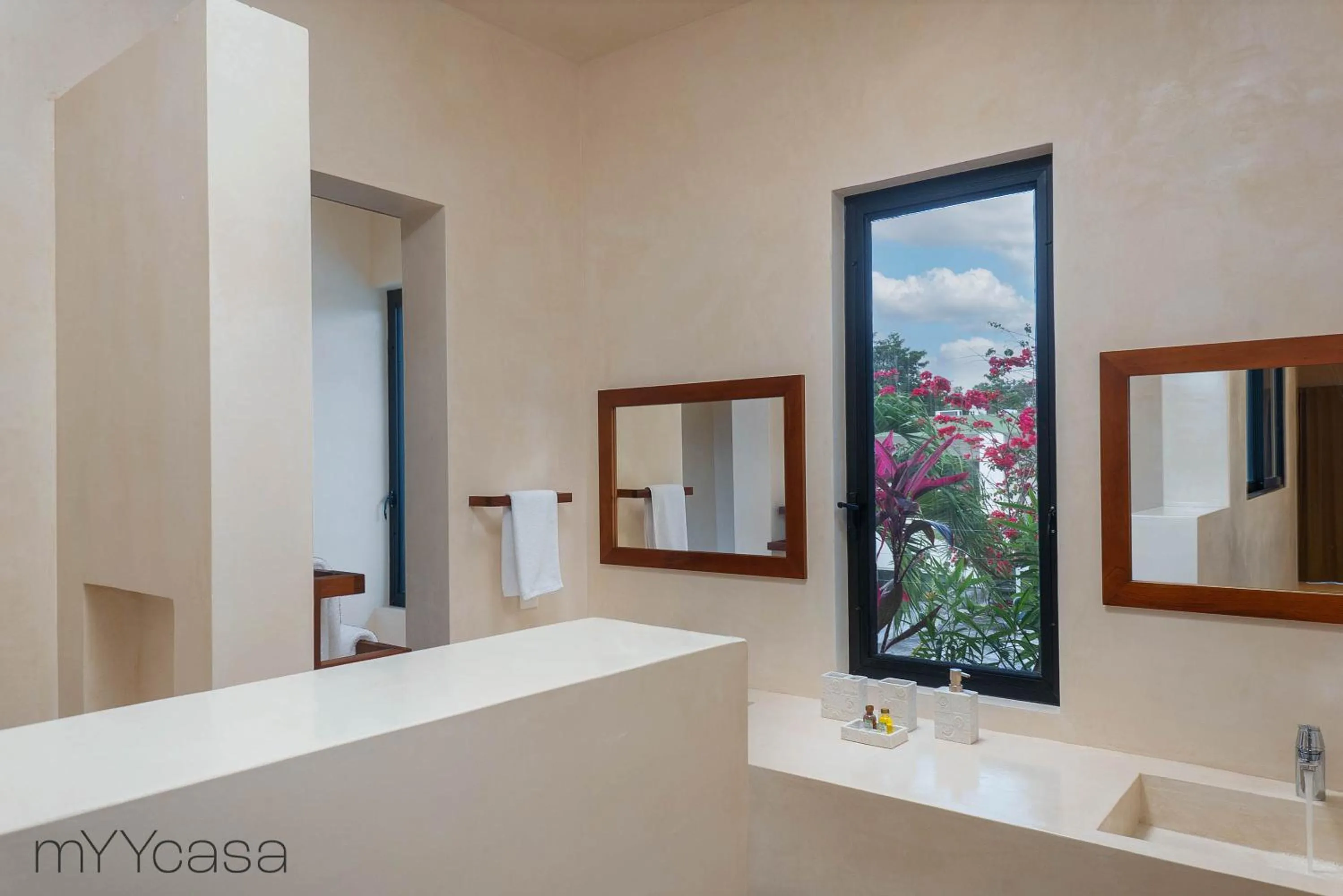 Bathroom in Casa Yaakun