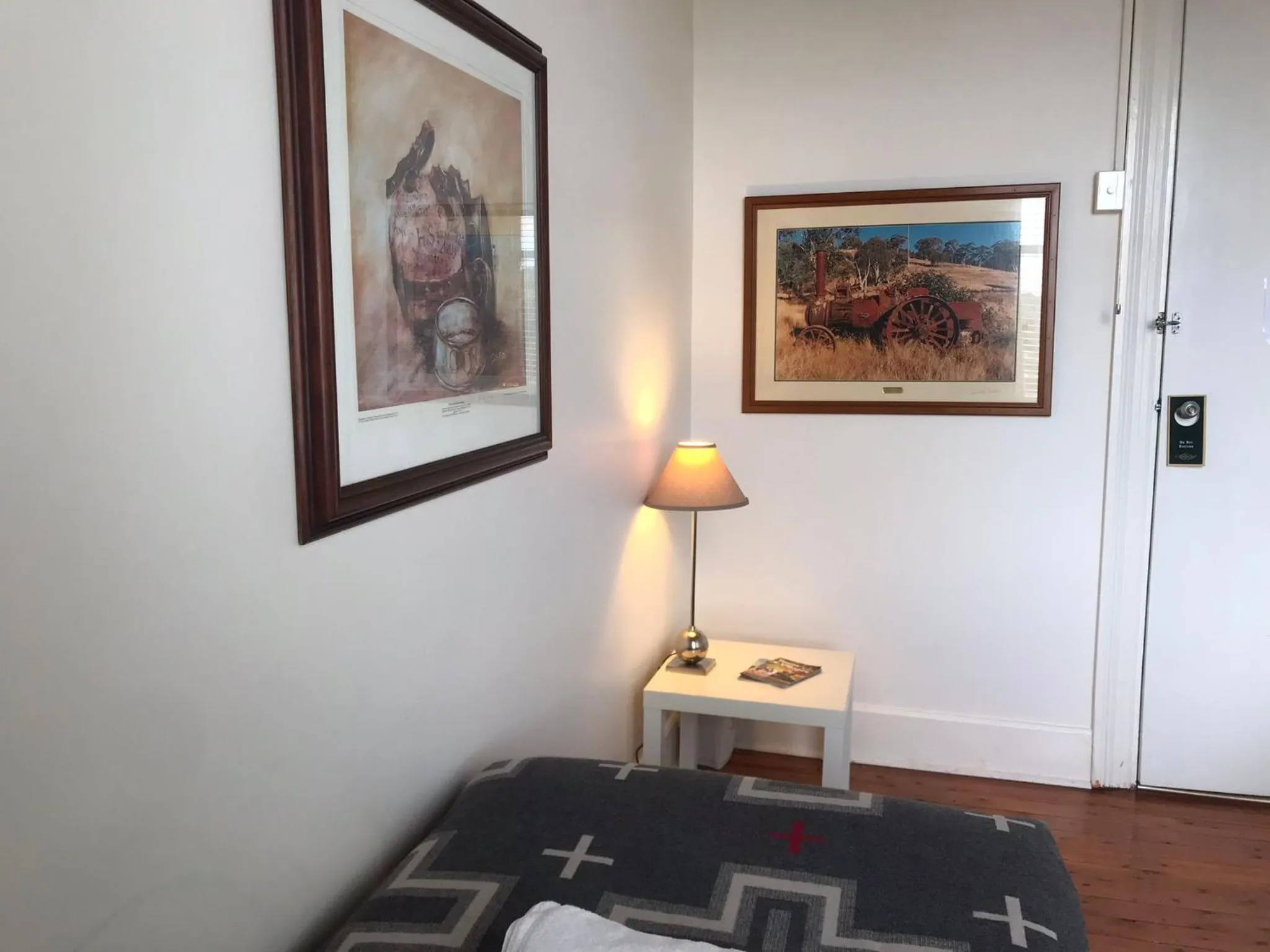 Bedroom in Royal Hotel Mandurama