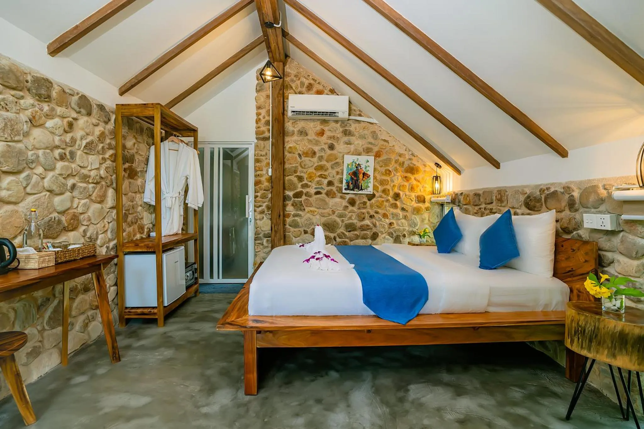 Bed in Green Valley Veal Pouch