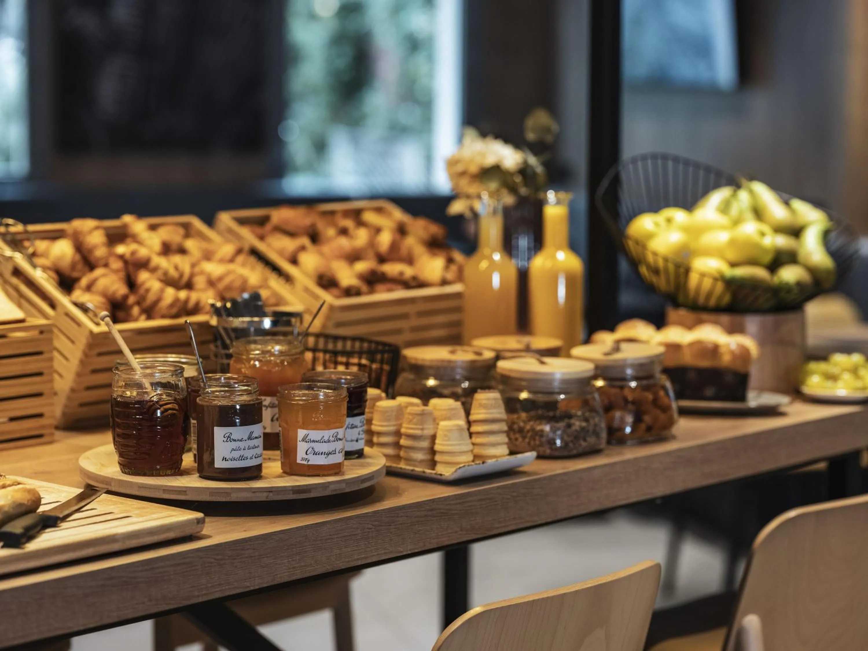 Breakfast in Ibis Paris Gare Montparnasse Catalogne