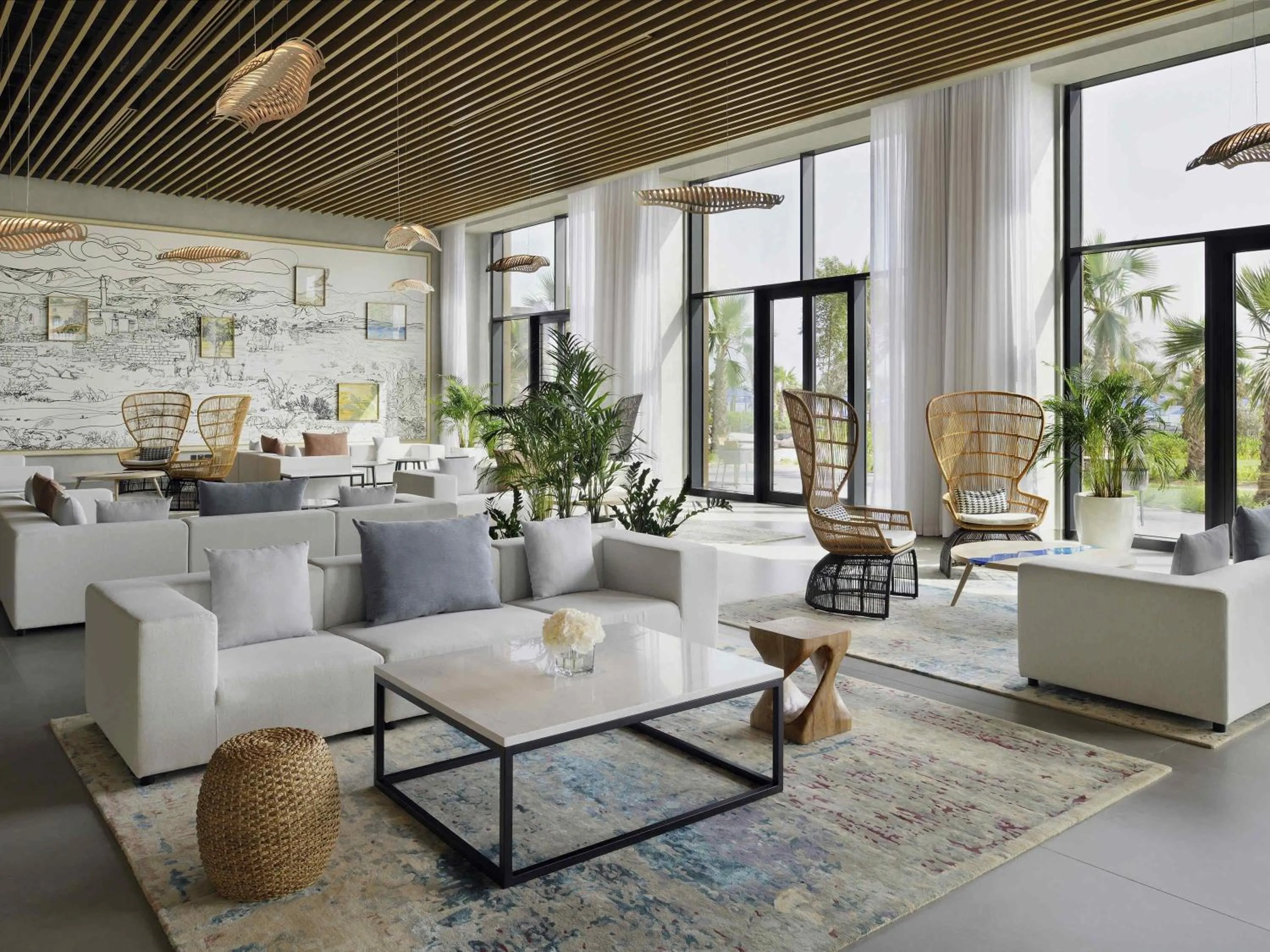 Lounge or bar in Mövenpick Resort Al Marjan Island