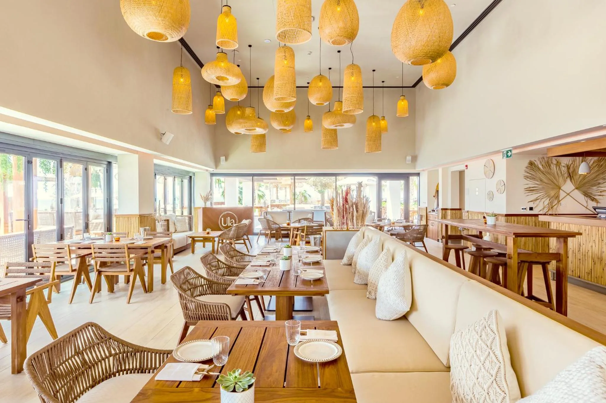 Restaurant/places to eat in Mövenpick Resort Al Marjan Island