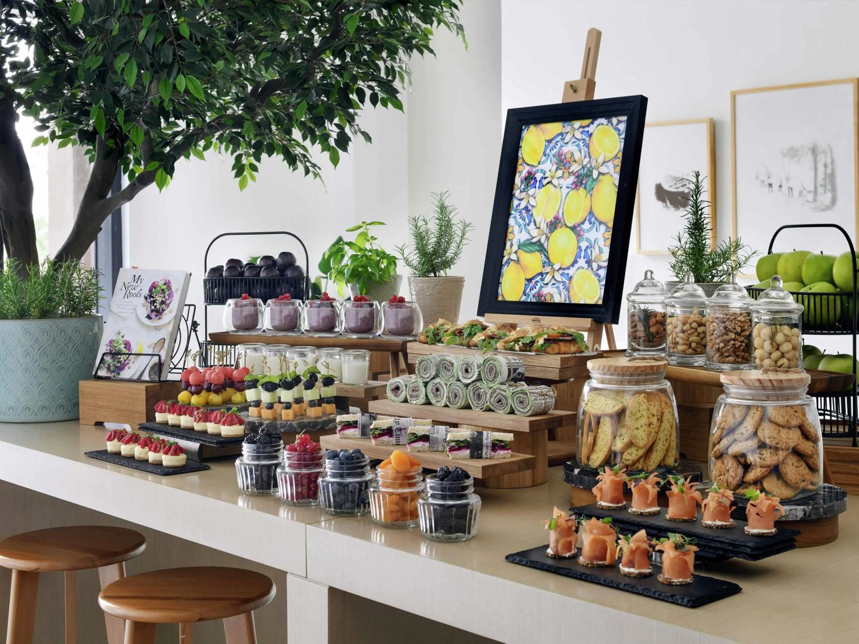 Meeting/conference room in Mövenpick Resort Al Marjan Island