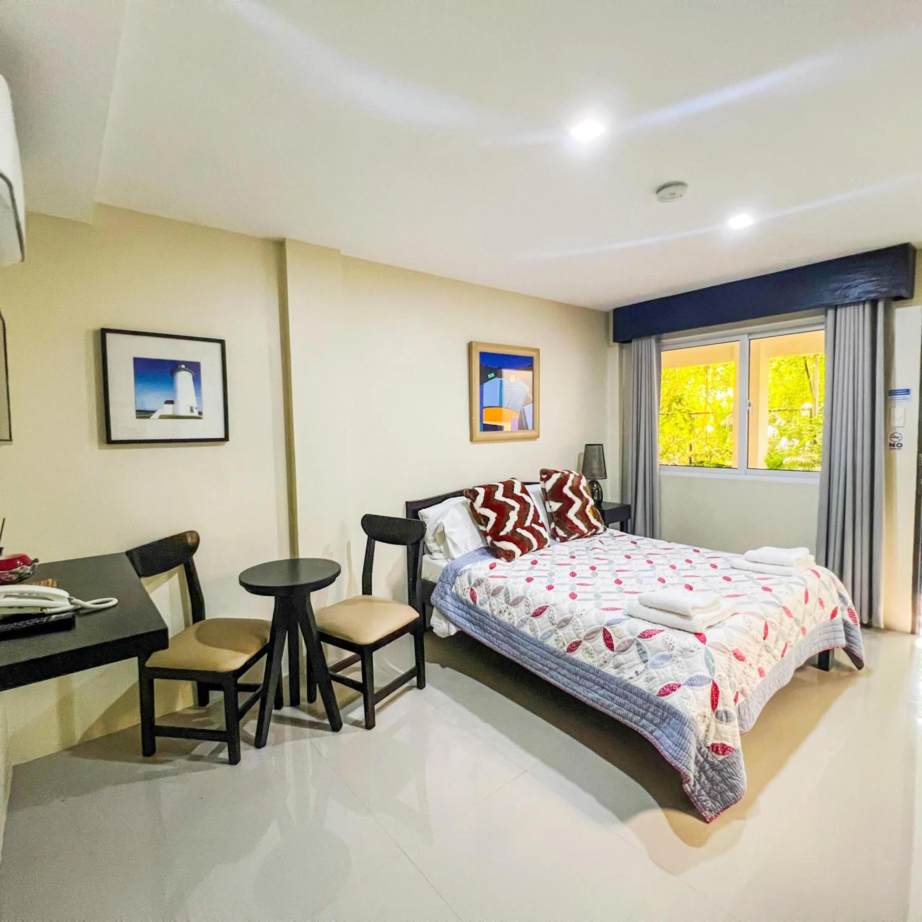 Photo of the whole room, Bed in Casa Cecilia Hotel