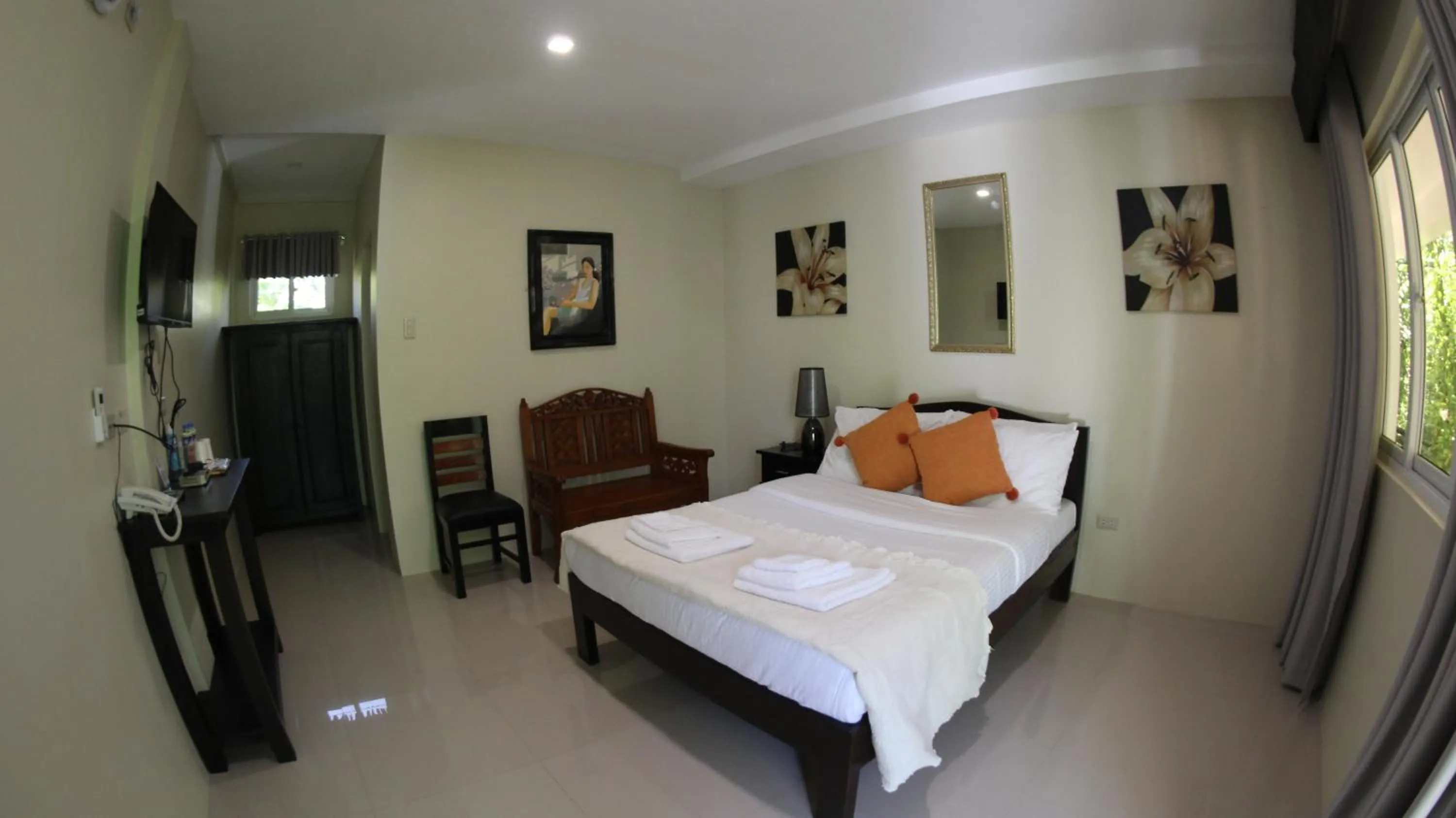 Bedroom, Bed in Casa Cecilia Hotel