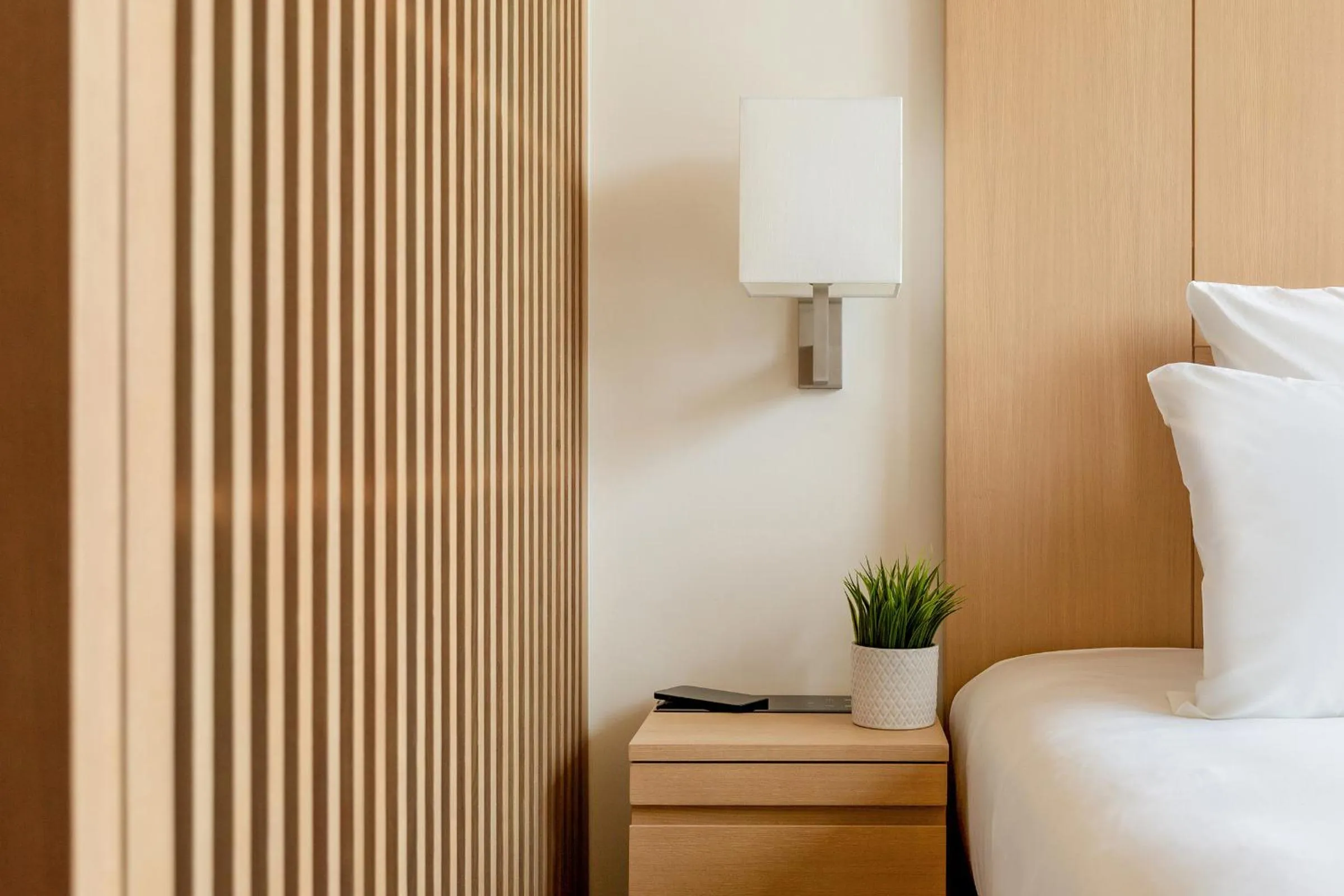 Bedroom, Bed in AKI Hotel Hong Kong - MGallery Collection