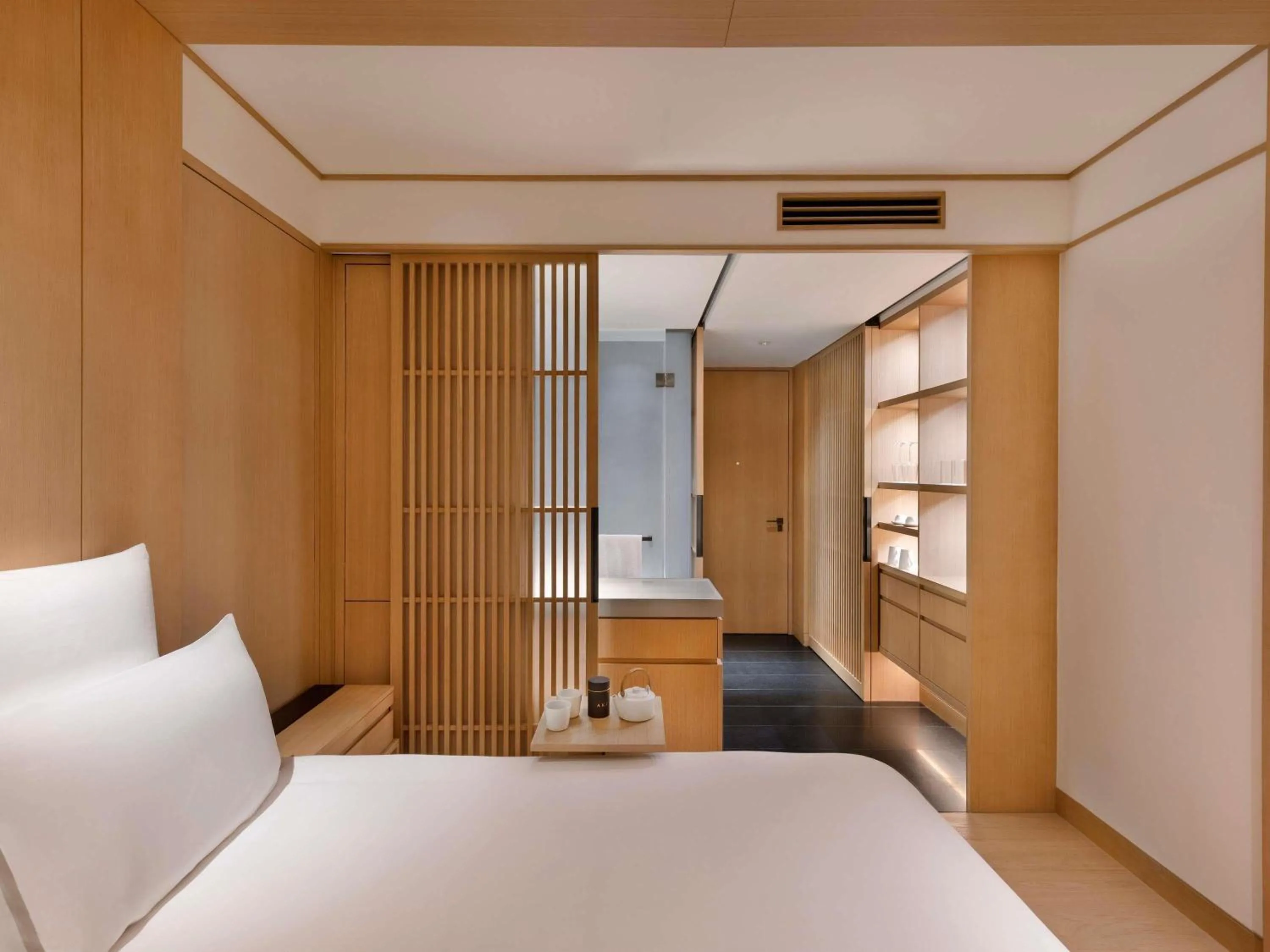 Bedroom, Bed in AKI Hotel Hong Kong - MGallery Collection
