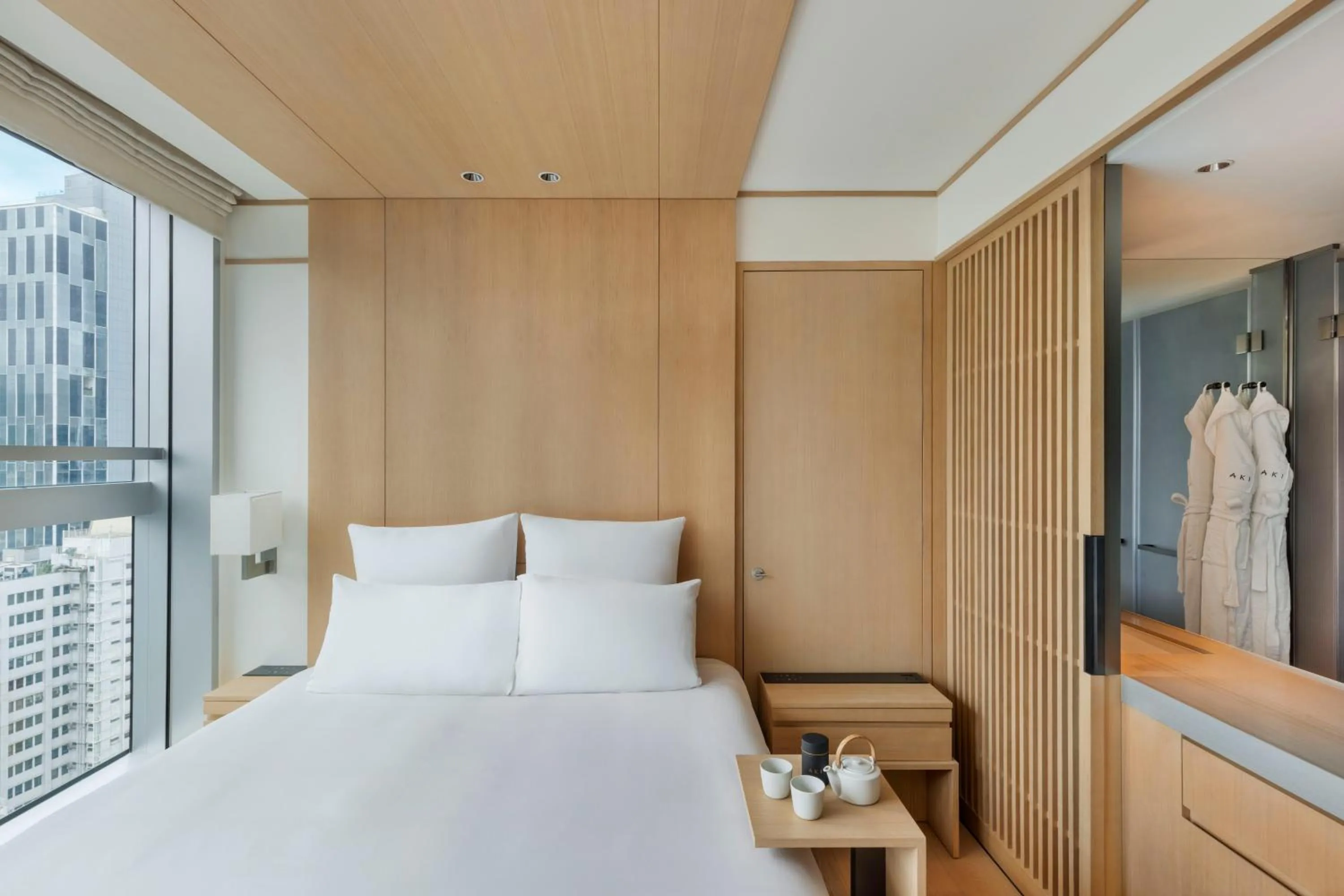 Bedroom, Bed in AKI Hotel Hong Kong - MGallery Collection