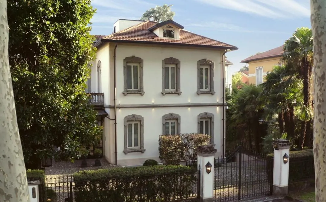 Property building in Hotel de la Ville Monza - Small Luxury Hotels of the World