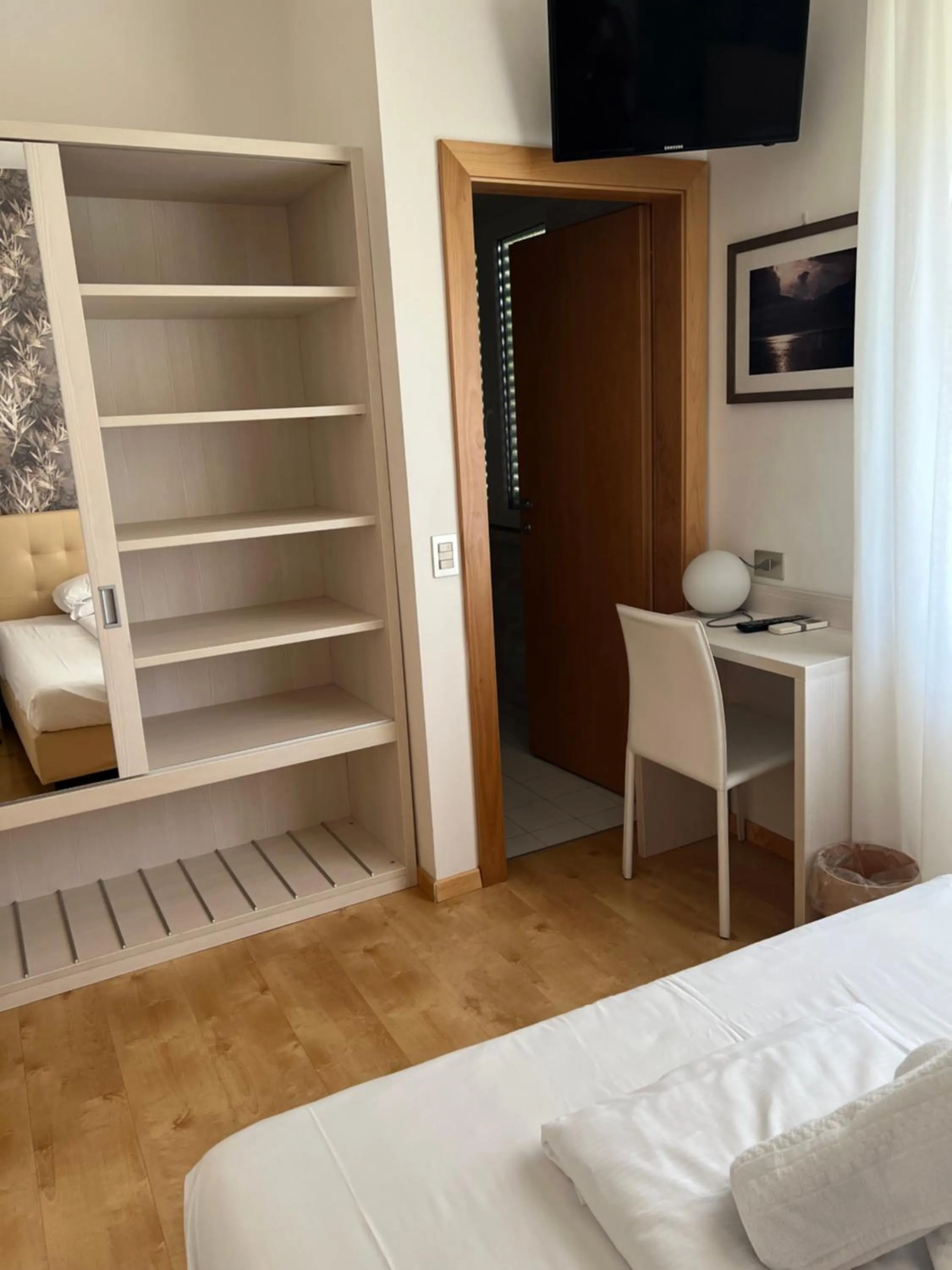 Bed in Albergo San Remo