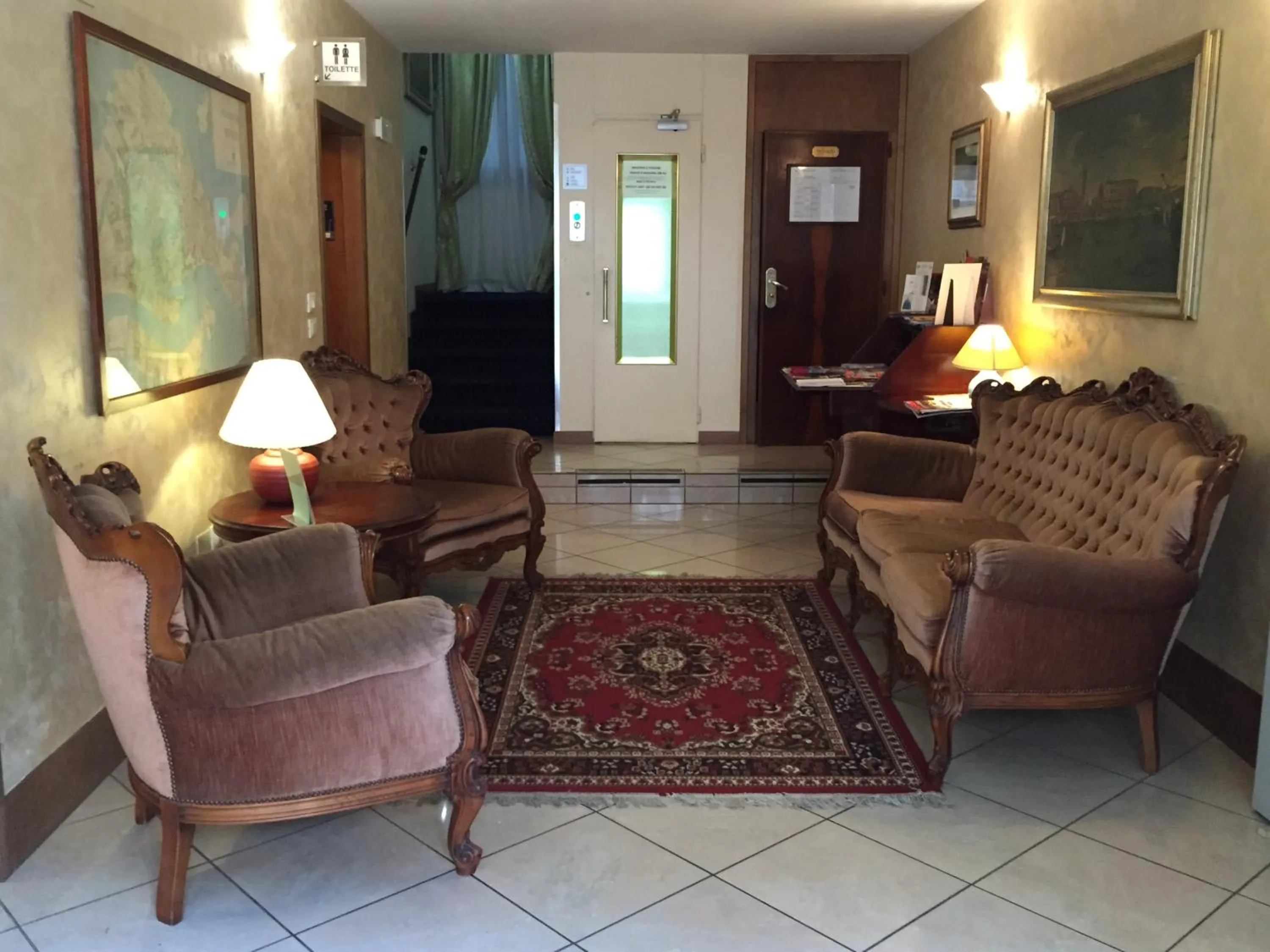 Living room in Hotel Malibran