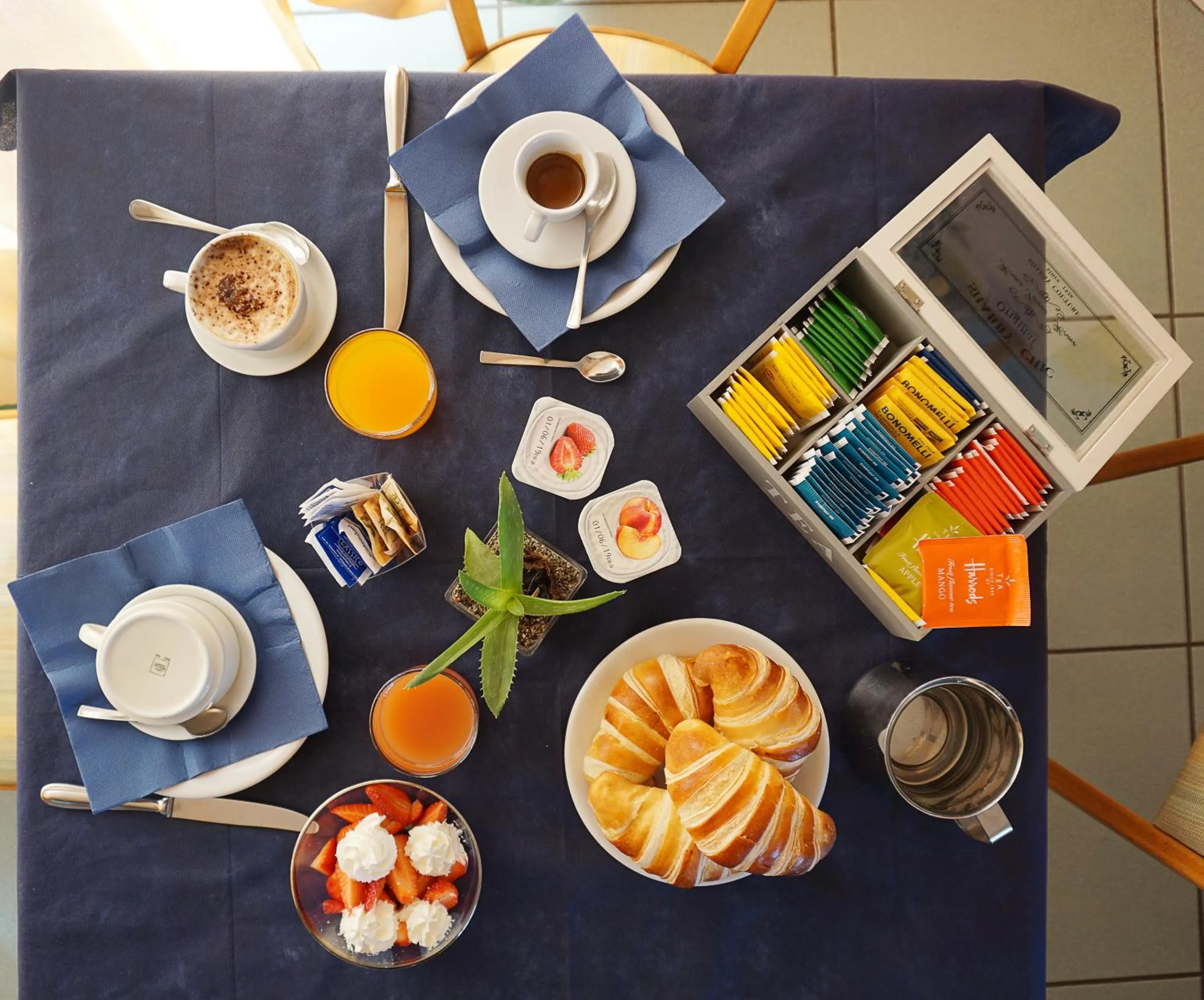 Food and drinks in Hotel Rosetta